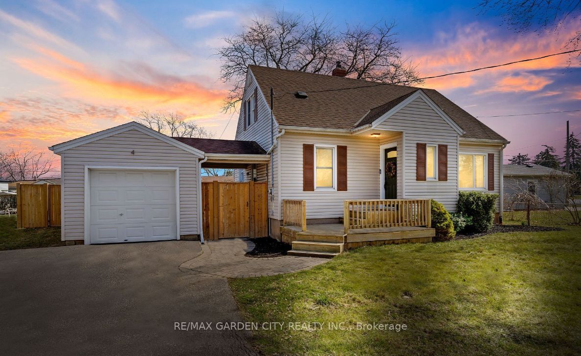 4 West Lynn Street, St. Catharines, ON L2N 3N7