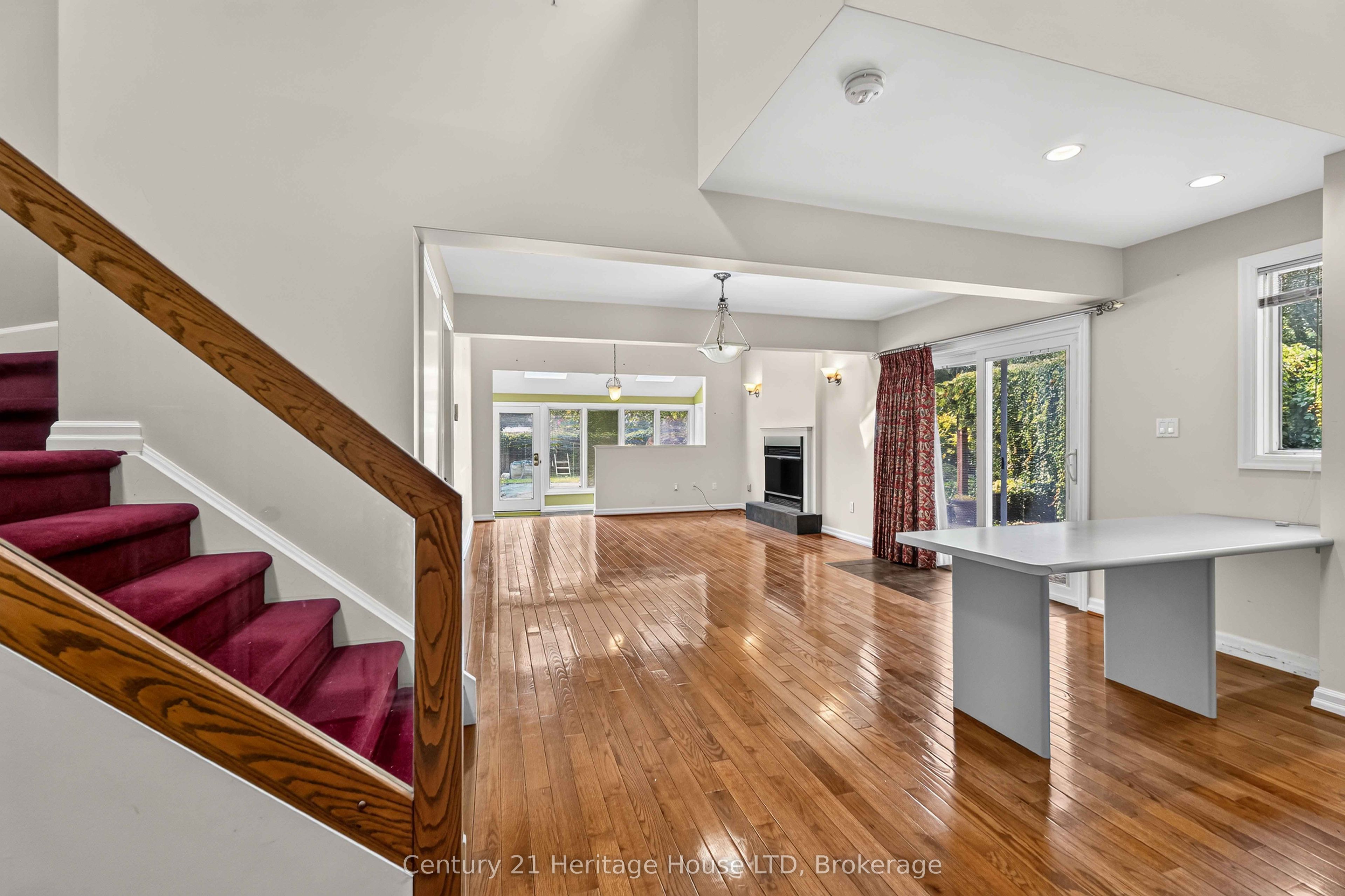6254 Gore Street, Niagara Falls, ON L2J 4G5 photo 5
