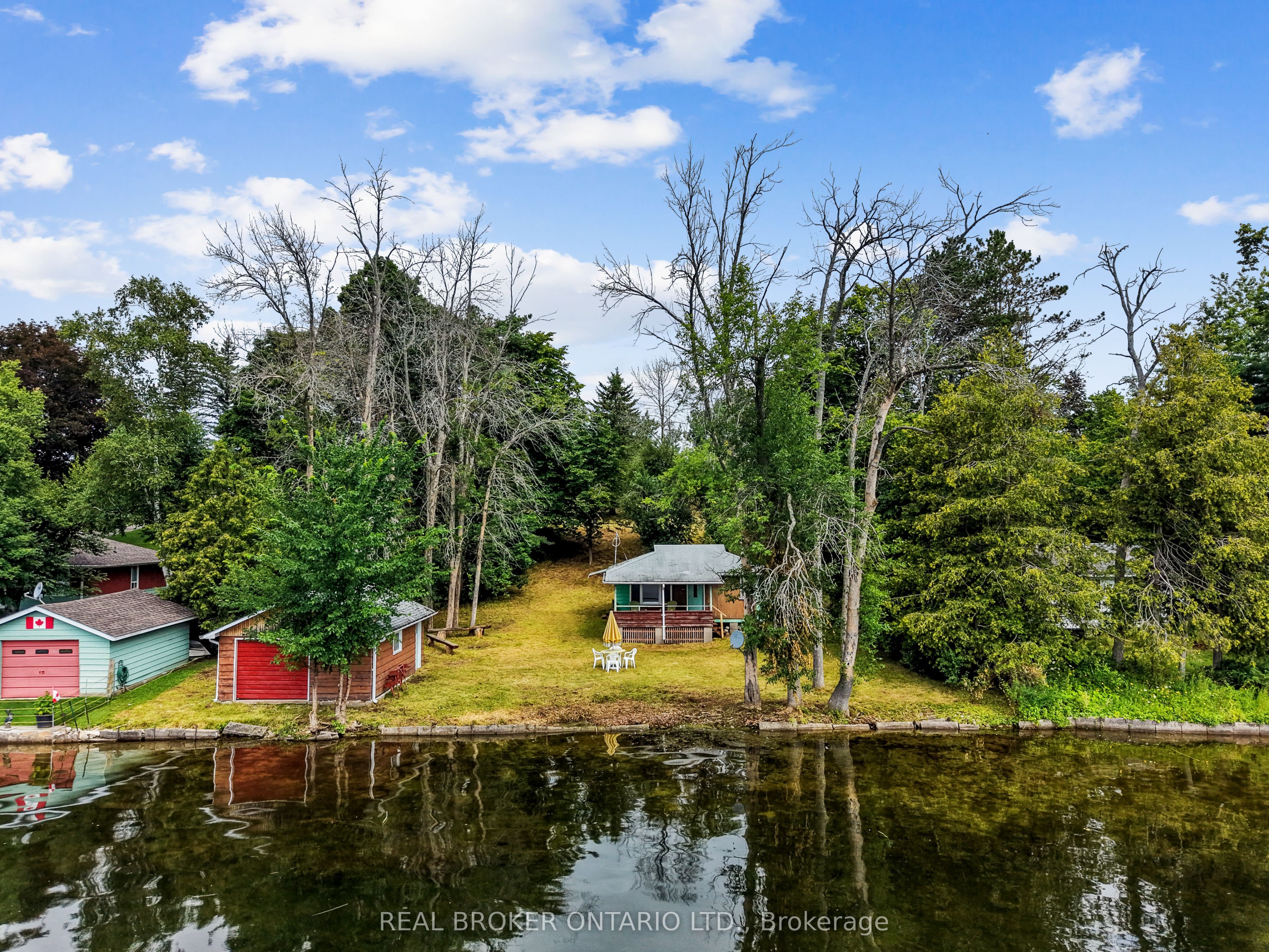 1839 Young's Point Road, Selwyn, ON K0L 2H0