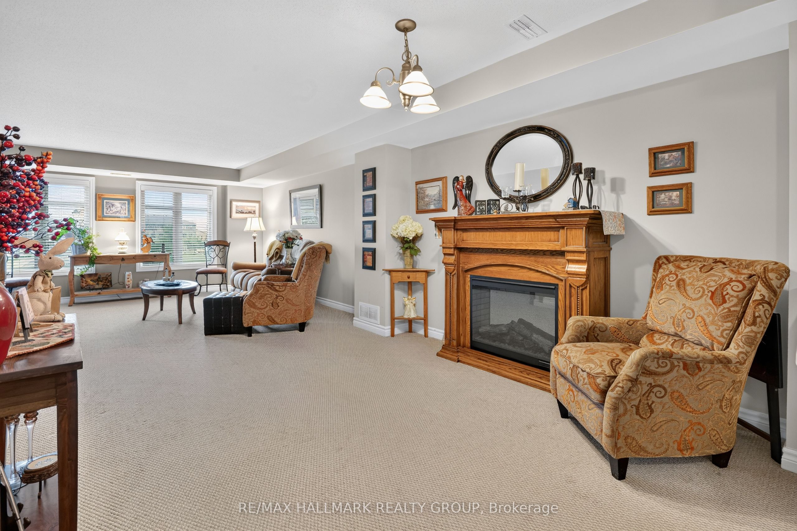 2387 Esprit Drive, Orleans - Cumberland and Area, ON K4A 0T4 photo 5