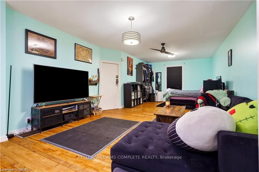 219 AVONDALE Street, Hamilton, ON L8L 7C4 photo 4