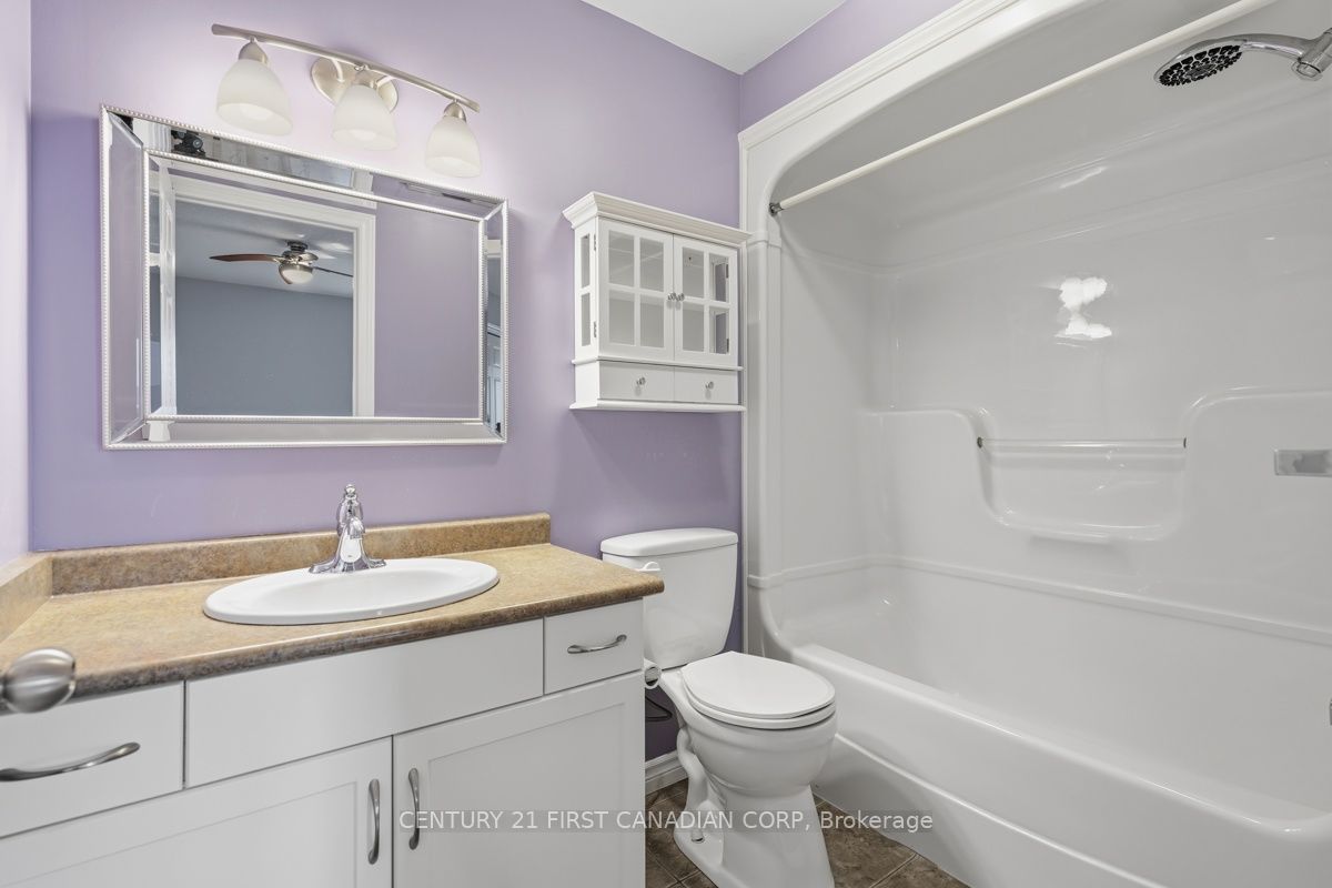 18 Coleman Court, St. Thomas, ON N5R 0A5