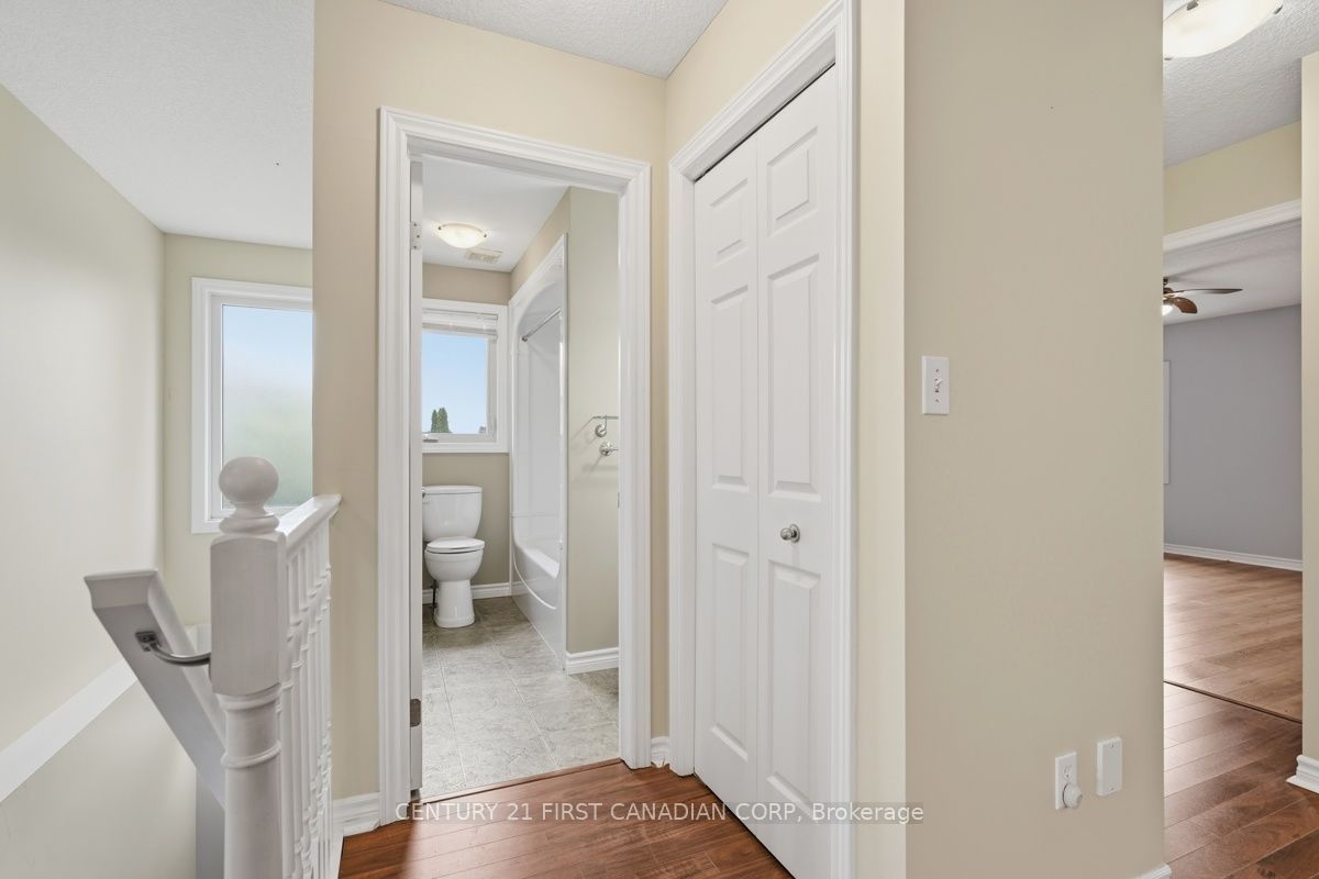 18 Coleman Court, St. Thomas, ON N5R 0A5 photo 2