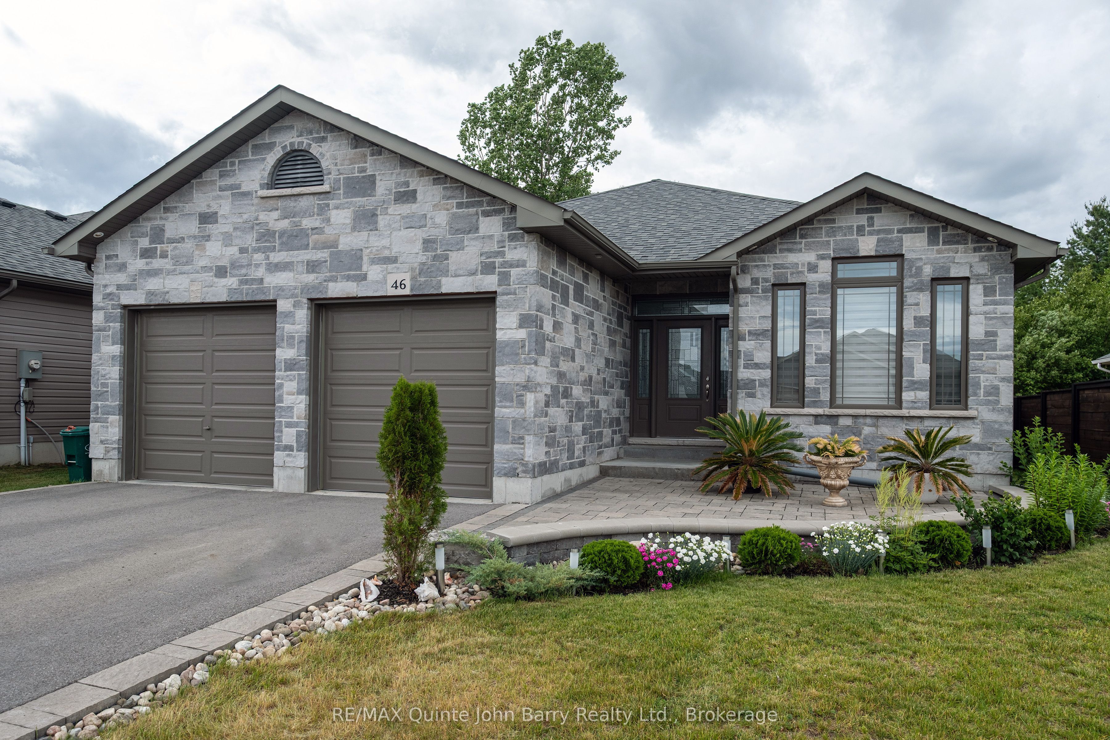 46 Birchmount Street, Quinte West, ON K8V 0C6 photo 3