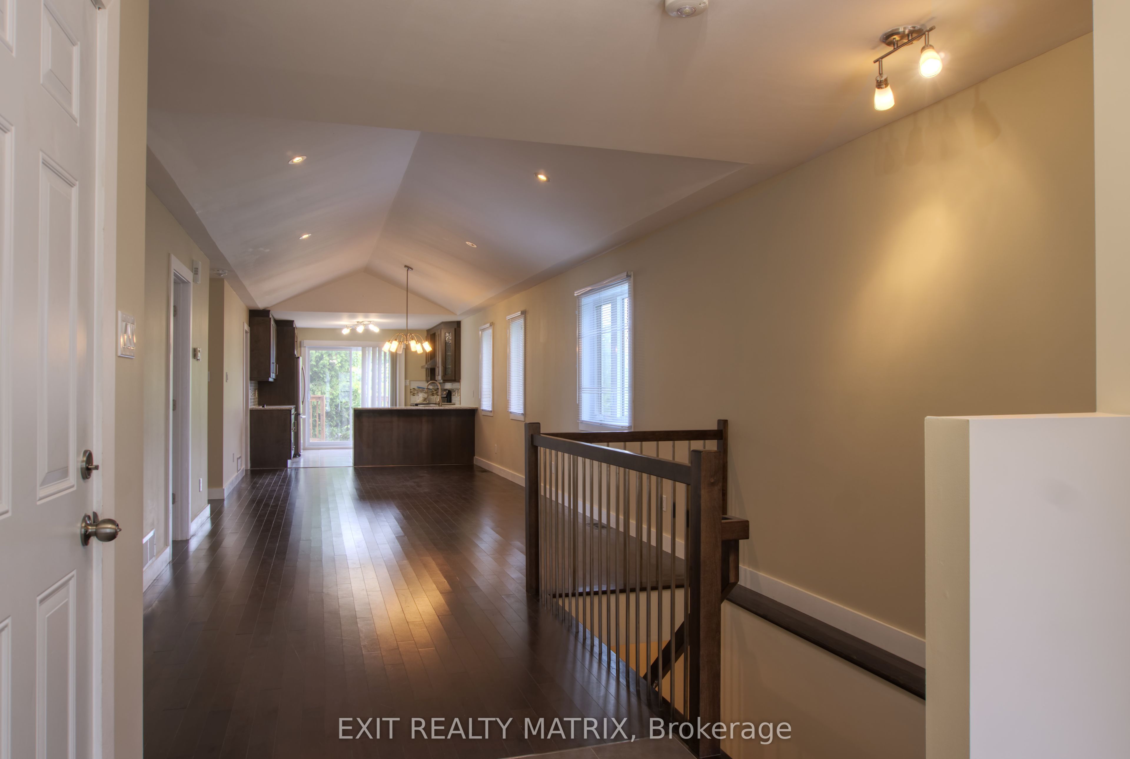 279 Stiver Street, Russell, ON K4R 1G8 photo 5