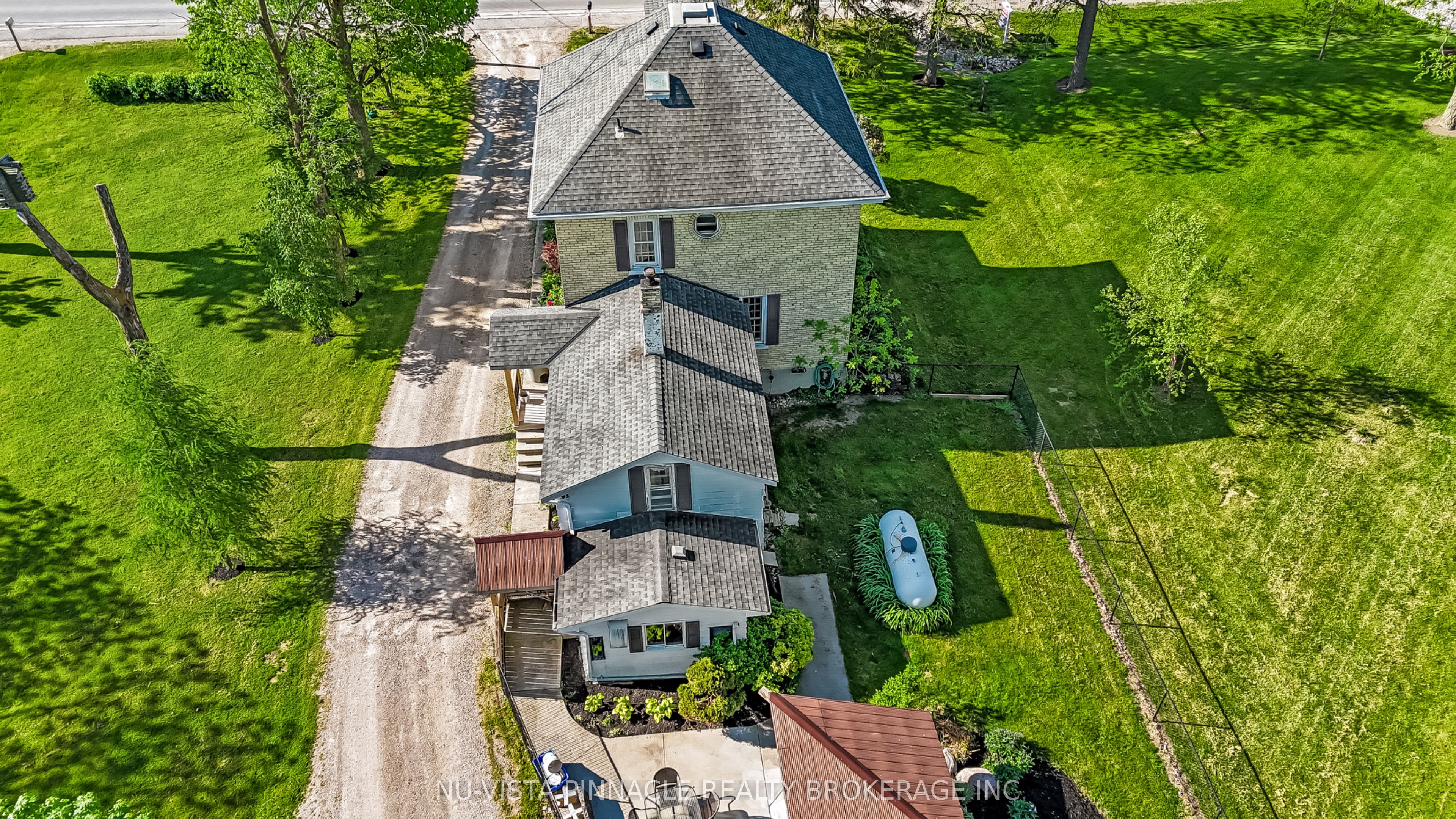 4378 Mcgillivray Drive W, North Middlesex, ON N0M 1A0 photo 4