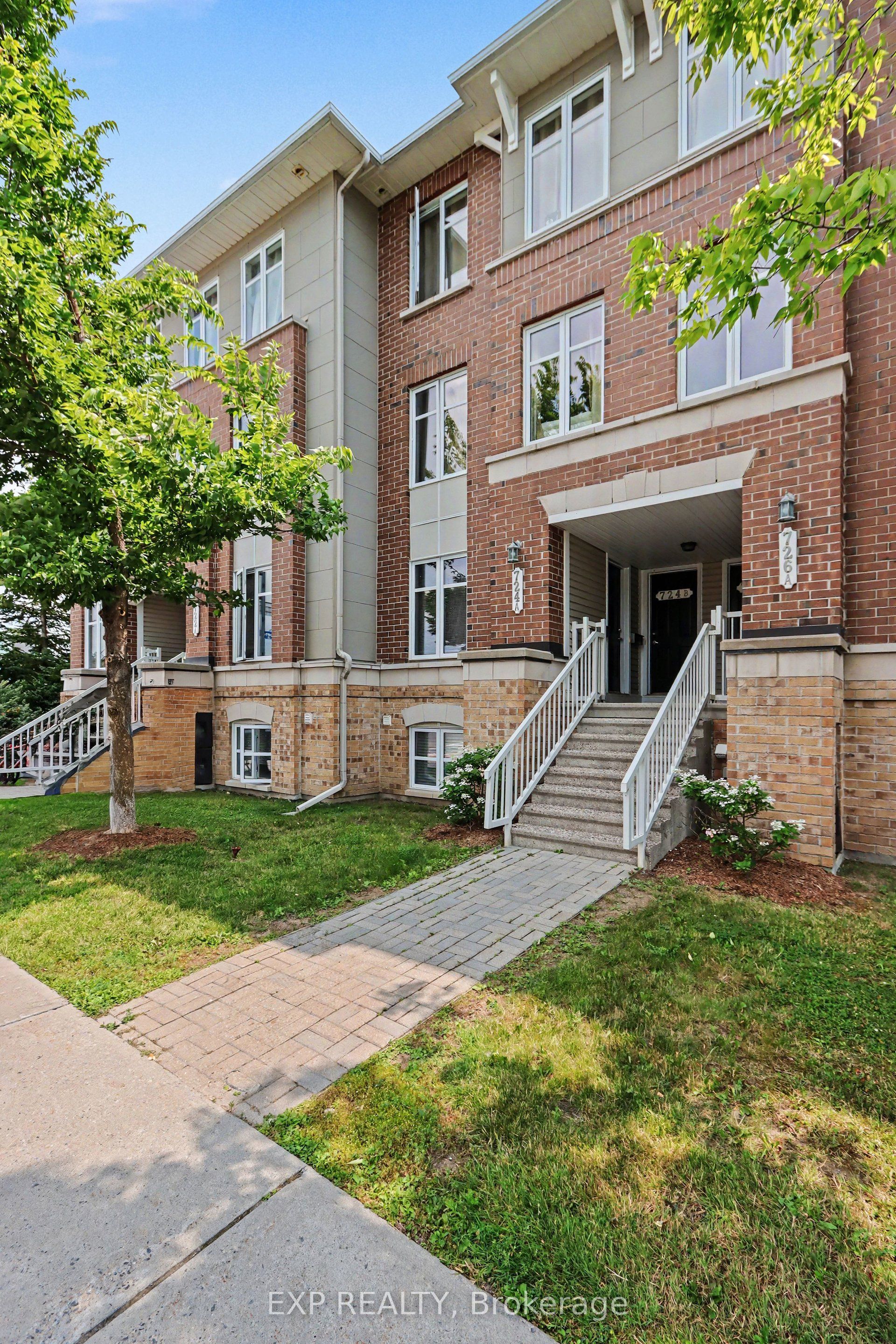 724A CHAPMAN MILLS Drive, Barrhaven, ON K2J 3V2 photo 2
