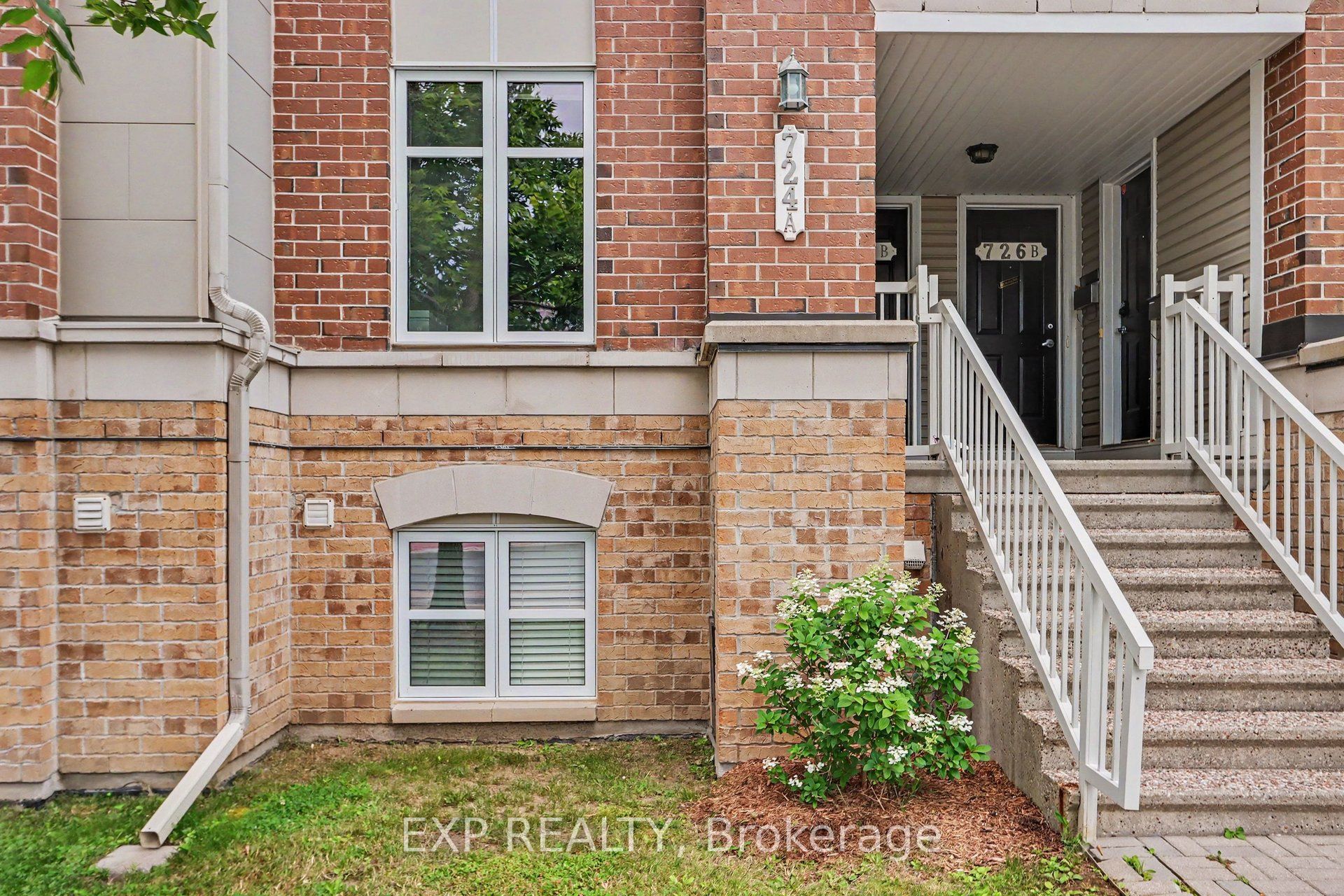724A CHAPMAN MILLS Drive, Barrhaven, ON K2J 3V2 photo 4