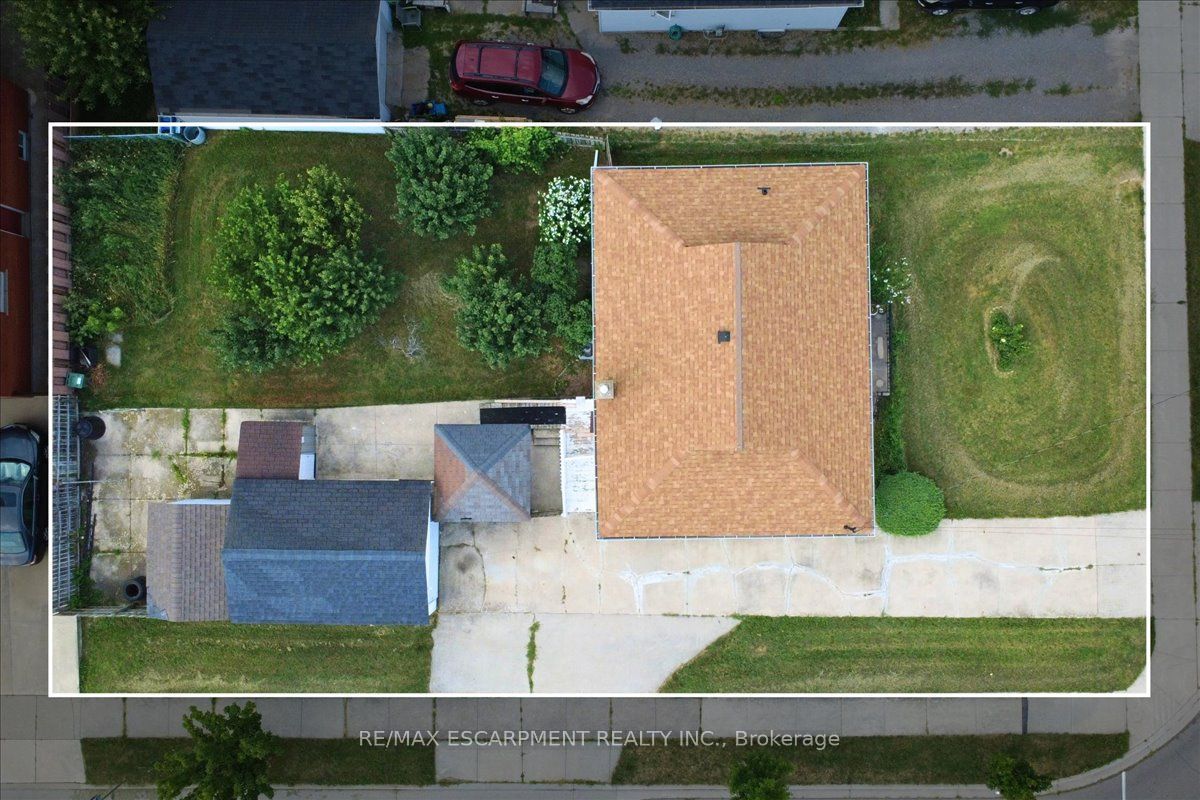 279 Millen Road, Hamilton, ON L8E 2H1 photo 2