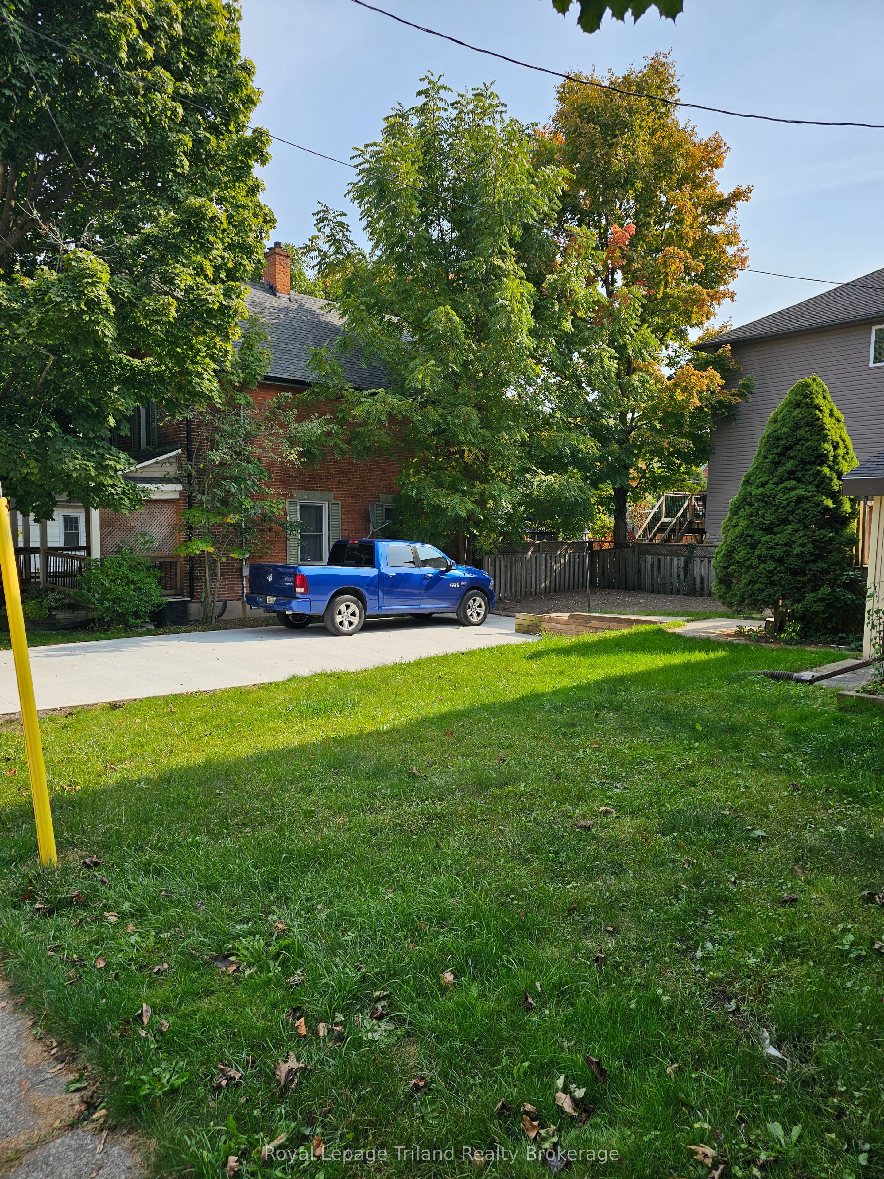 86 Victoria Street N, Woodstock, ON N4S 6V3 photo 5