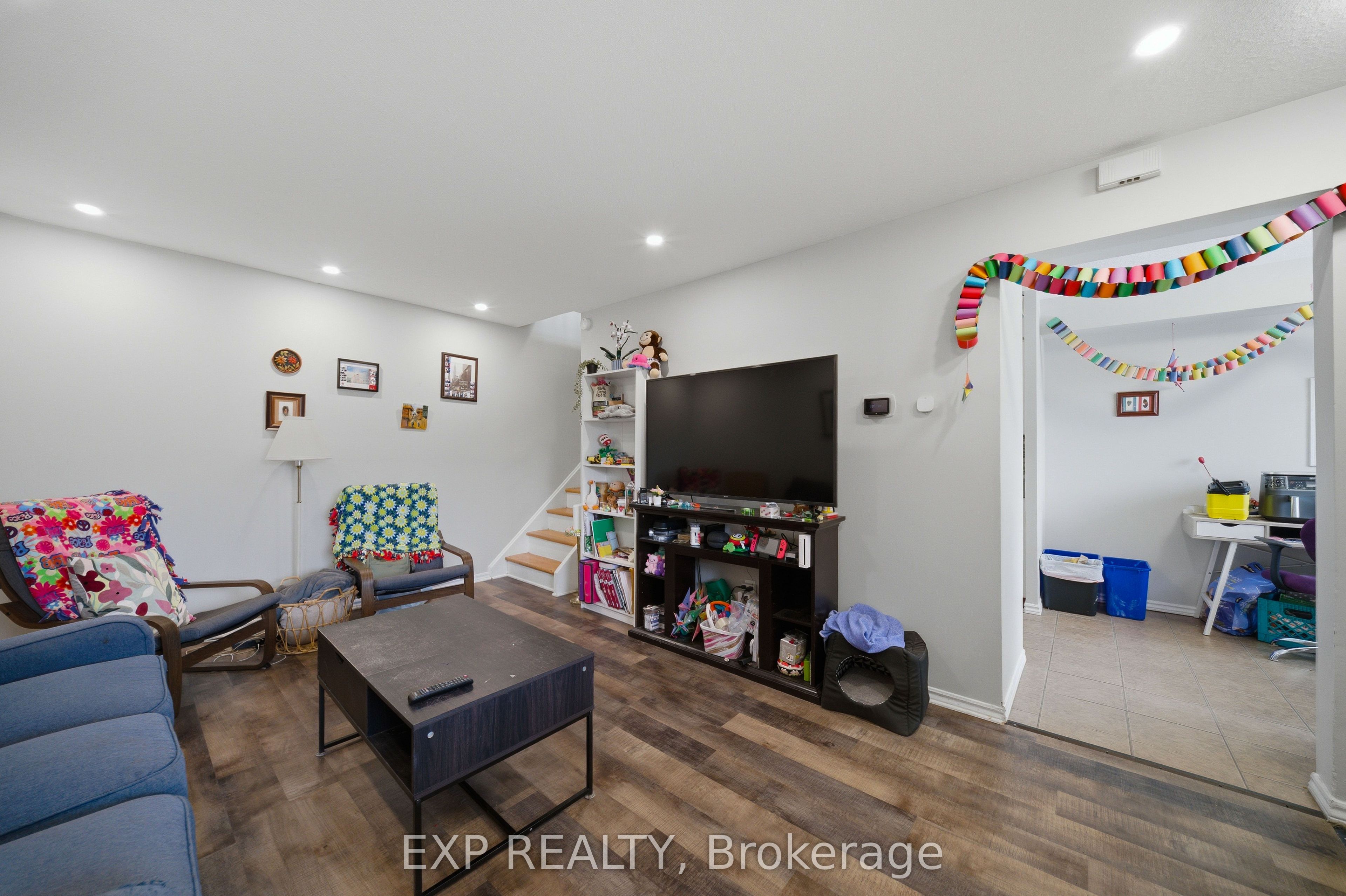 1675 Heatherington Road 11, Hunt Club - South Keys and Area, ON K1V 8V8 photo 3