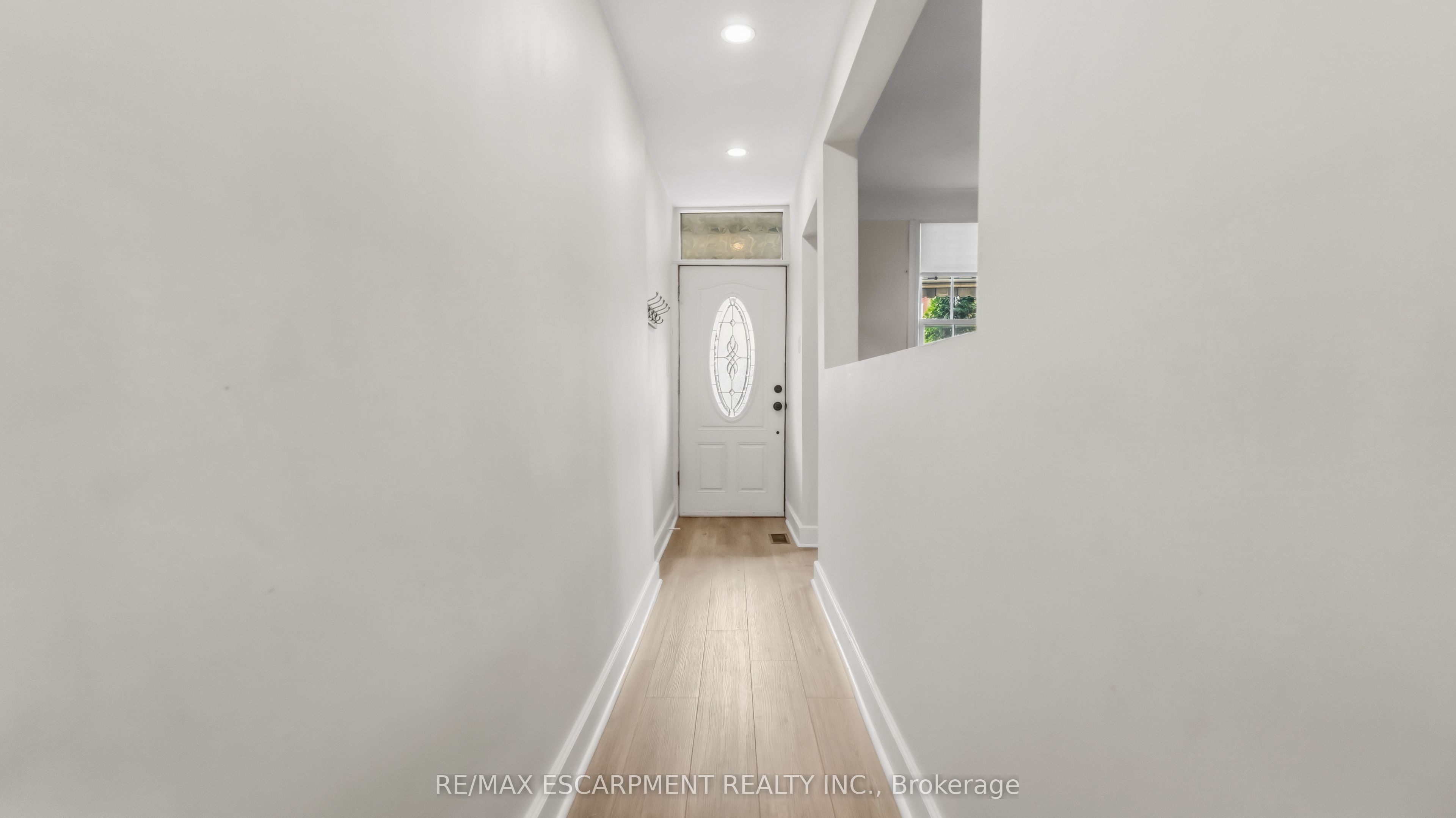 180 WEST Avenue N, Hamilton, ON L8L 5C6 photo 4