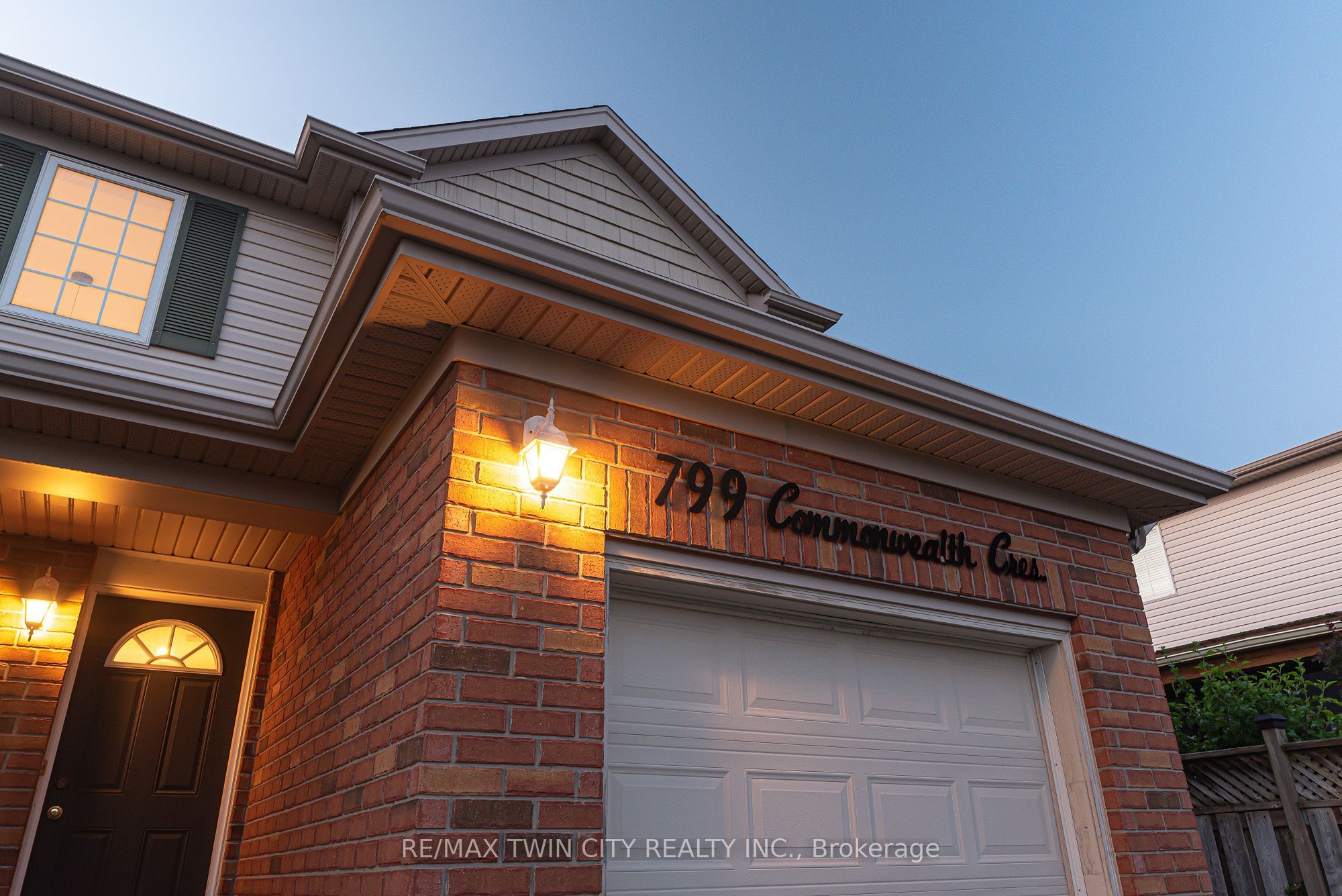 799 Commonwealth Crescent, Kitchener, ON N2E 4K8 photo 5
