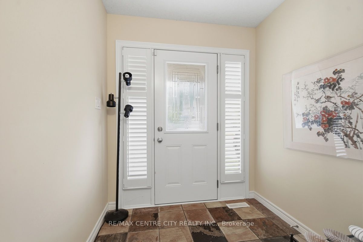 1982 Denview Avenue, London North, ON N6G 0G3 photo 4