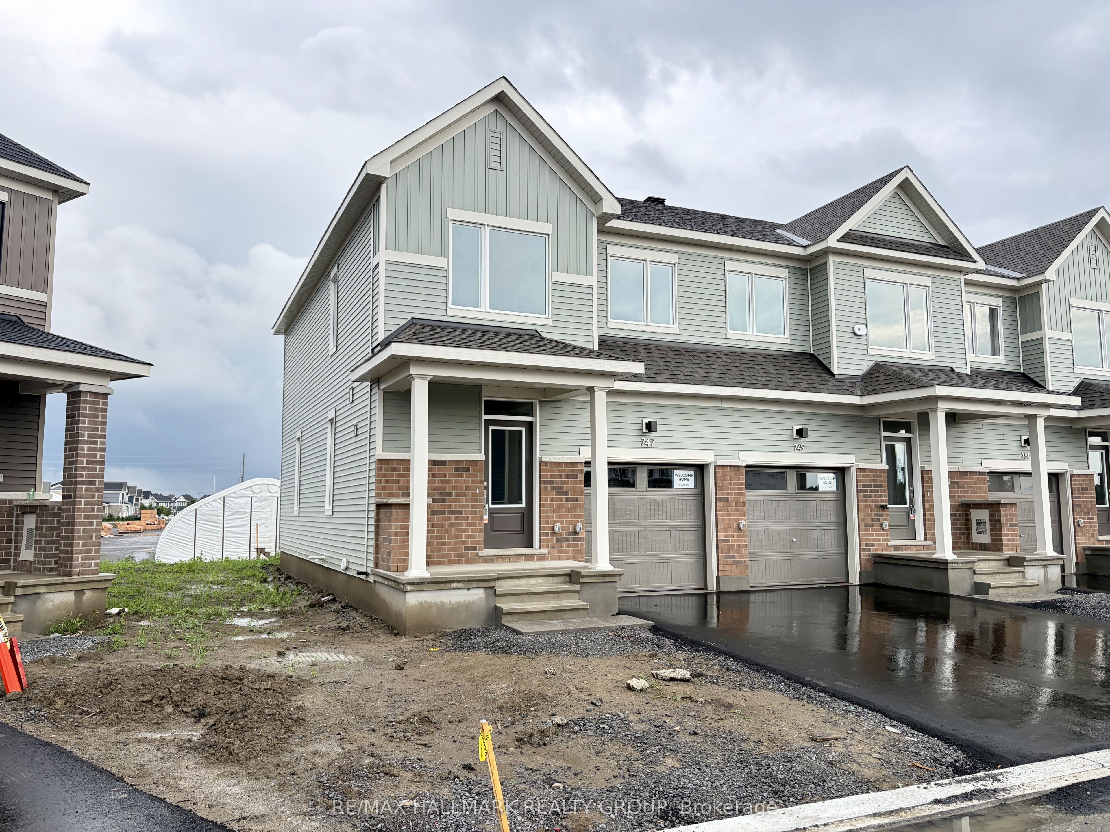 747 Haflinger Row, Stittsville - Munster - Richmond, ON K0A 2Z0 photo 2