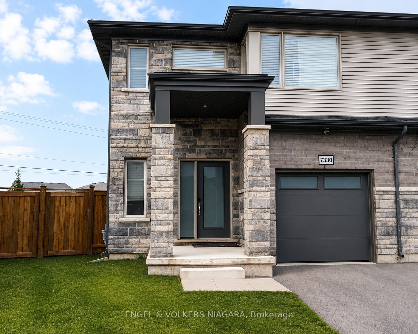 7330 Marvel Drive, Niagara Falls, ON L2H 3V5