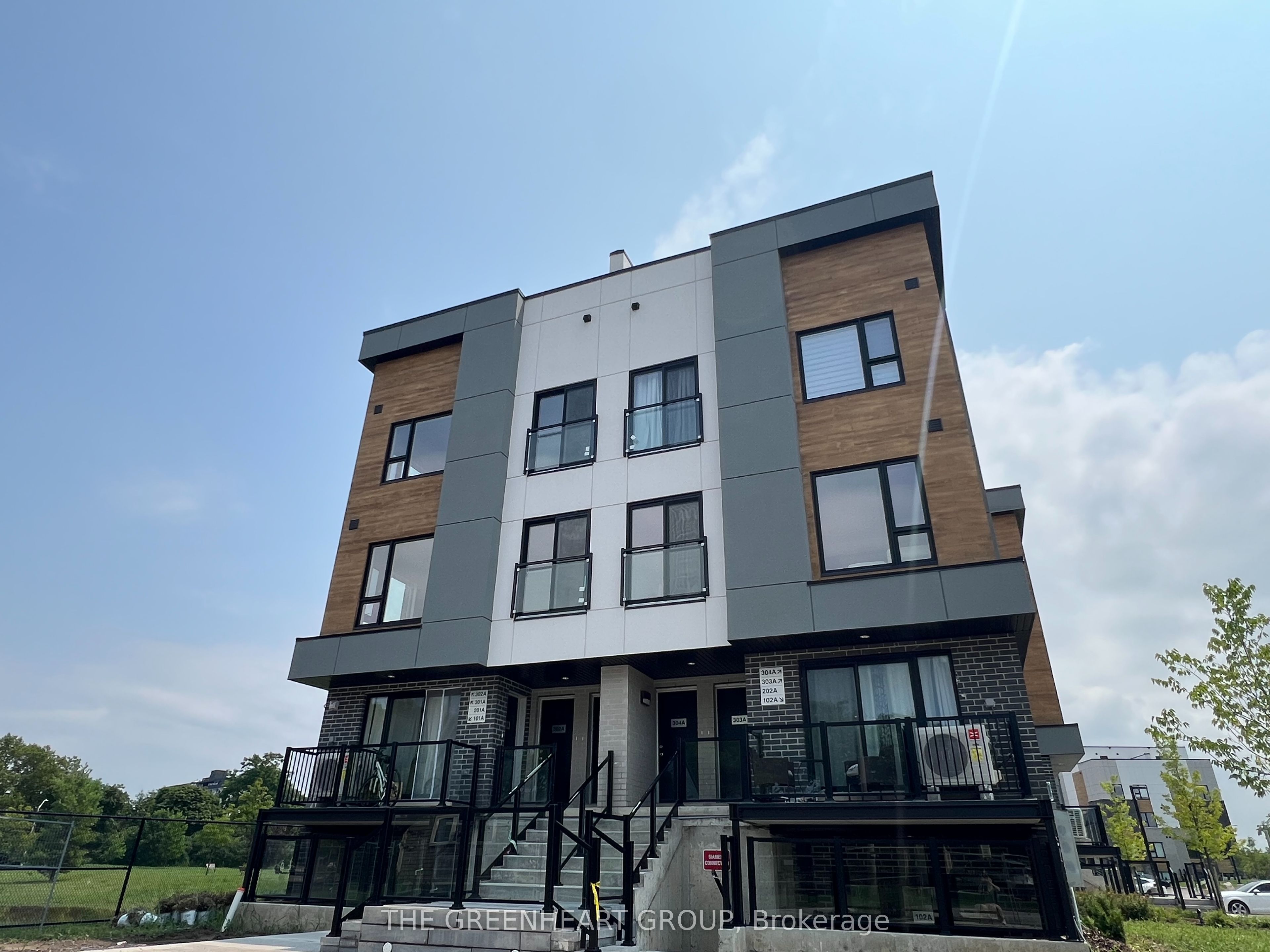16 Melbourne Avenue 101A, St. Catharines, ON L2P 3J8