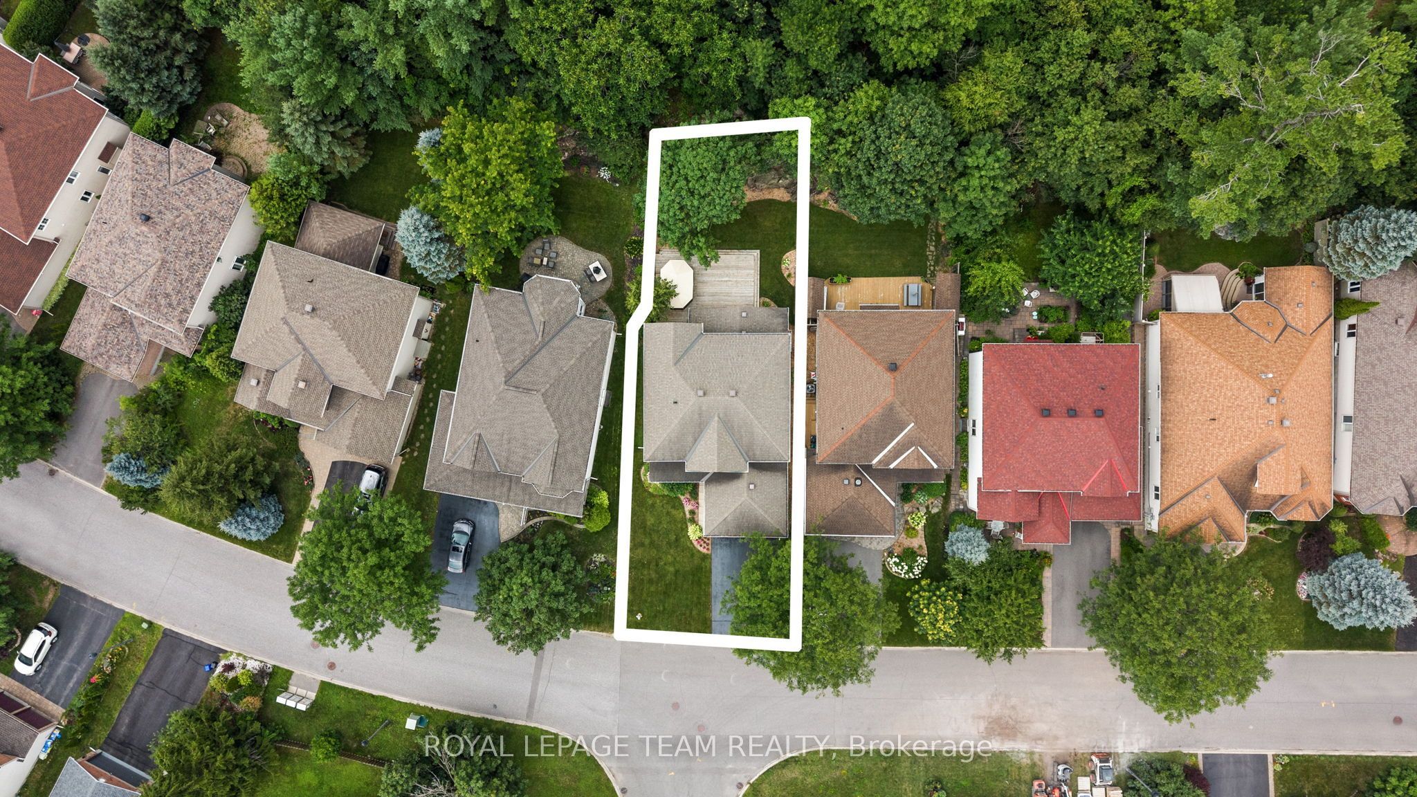 13 Keno Way, Kanata, ON K2T 1H4 photo 3
