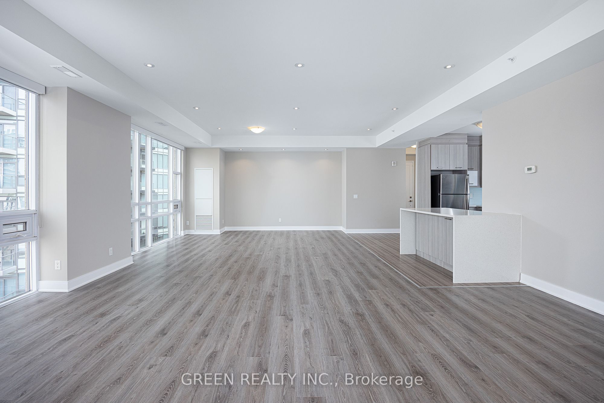 150 Main Street W 1108, Hamilton, ON L8P 1H8 photo 4