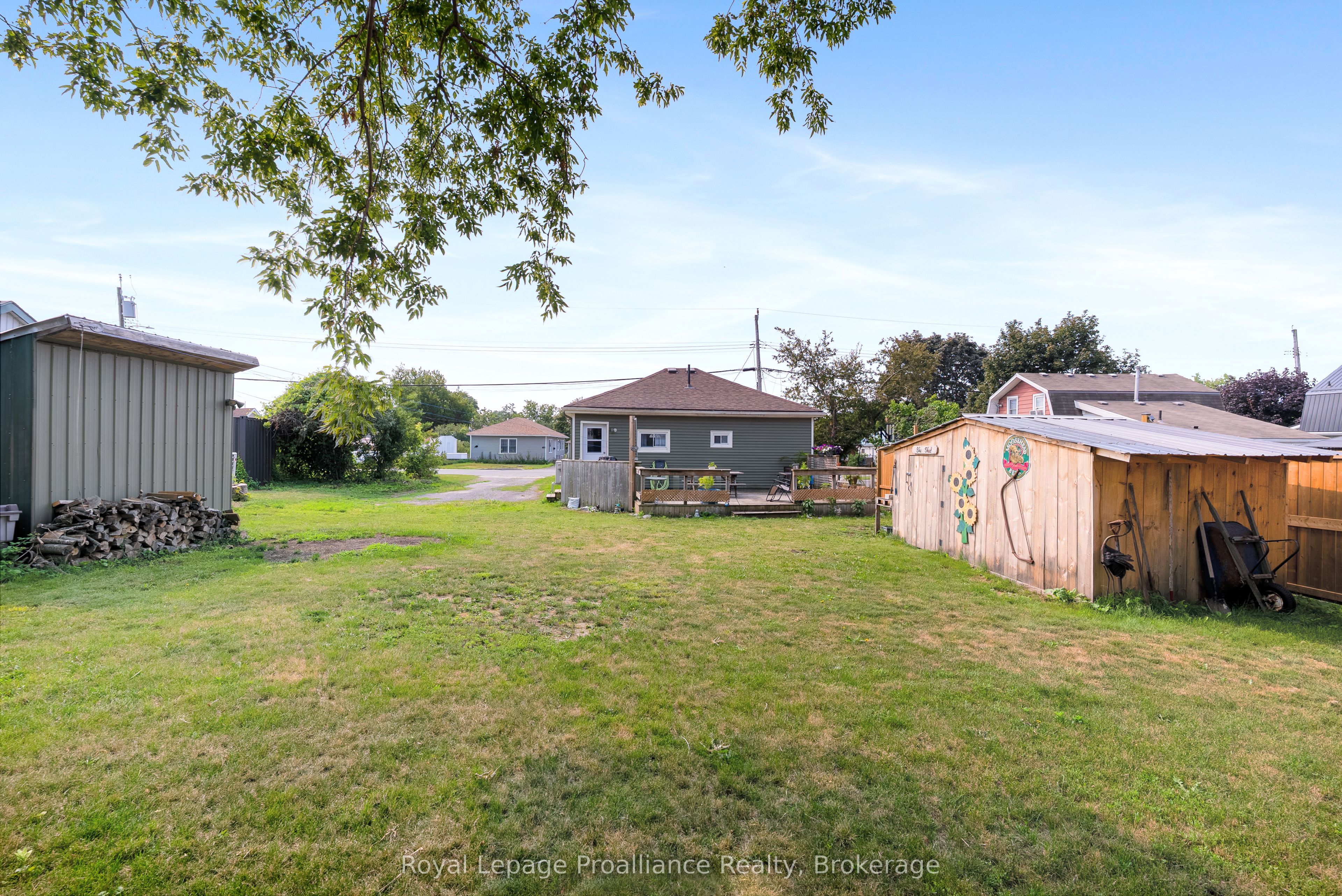 36 Byron Street, Belleville, ON K8N 2W1 photo 5