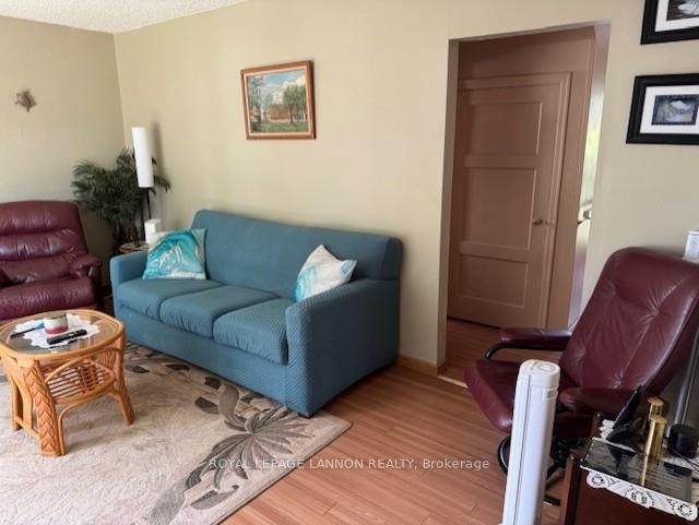 129 RAY Boulevard, Thunder Bay, ON P7B 4C5 photo 5