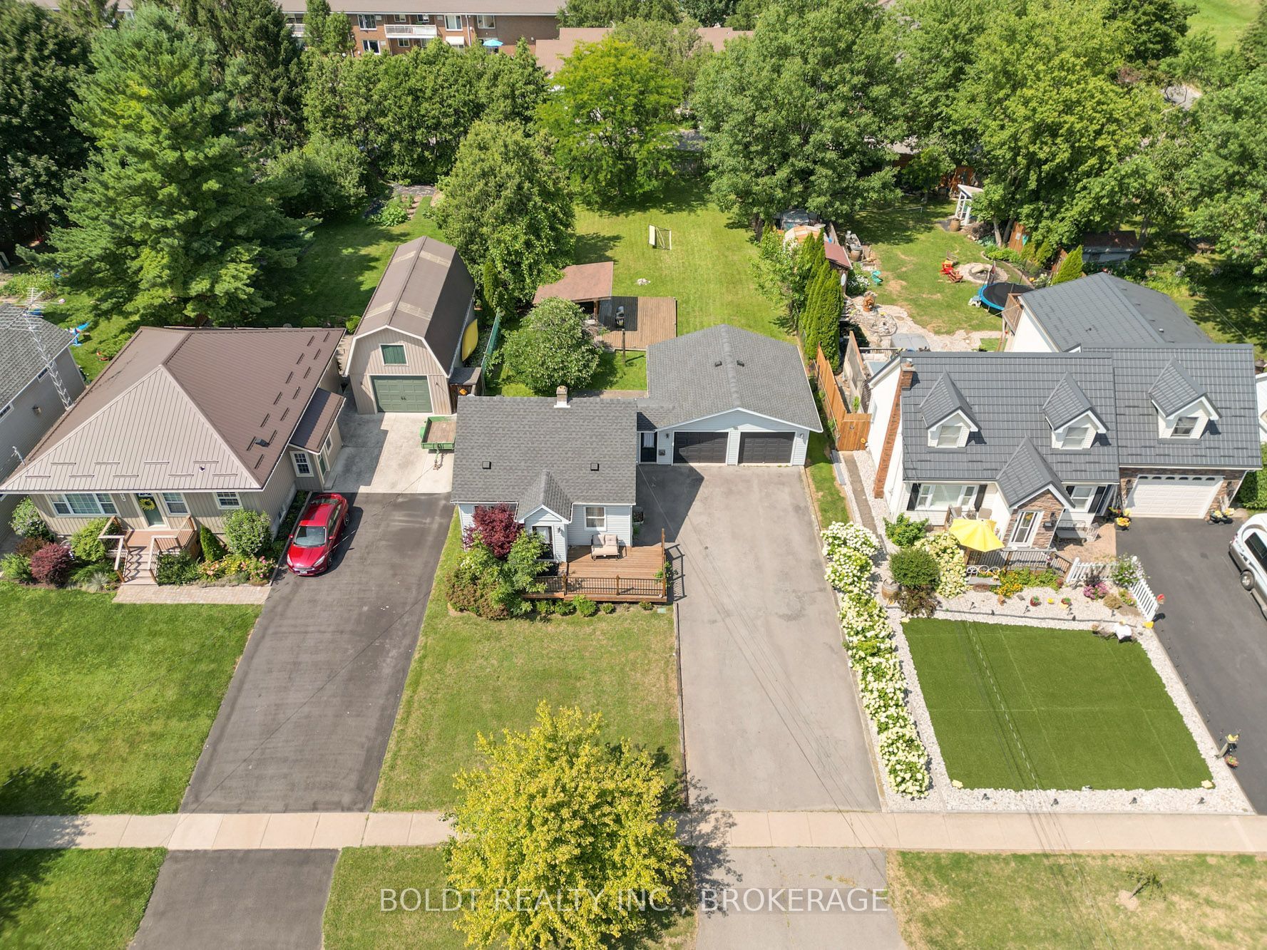 642 PENNER Road, Niagara-on-the-Lake, ON L0S 1J0