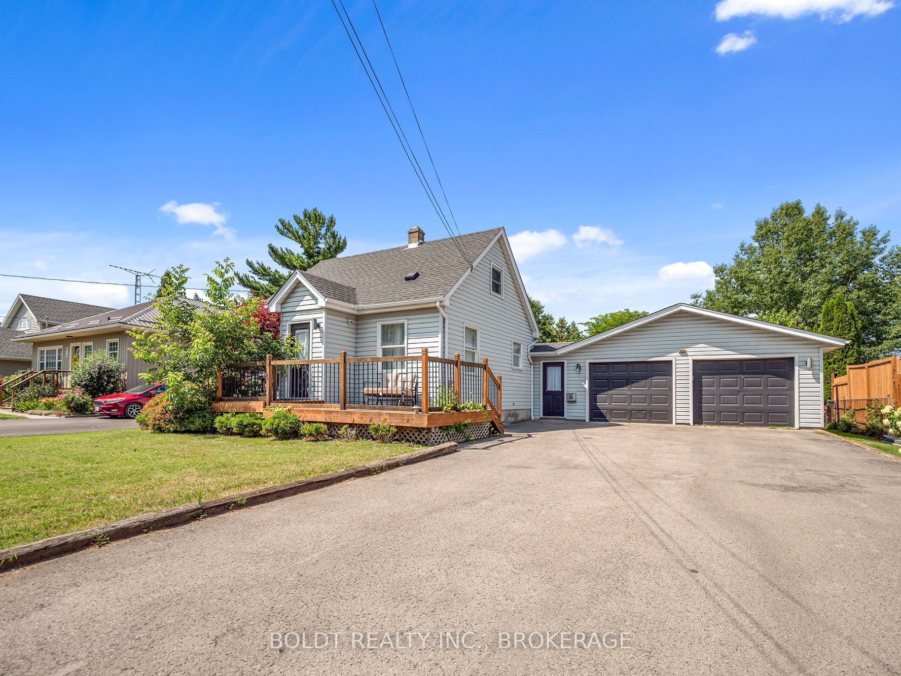 642 PENNER Road, Niagara-on-the-Lake, ON L0S 1J0 photo 3