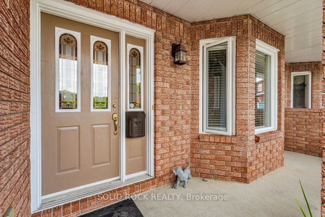 2830 Gothwood Place, Blossom Park - Airport and Area, ON K1T 2V4 photo 3
