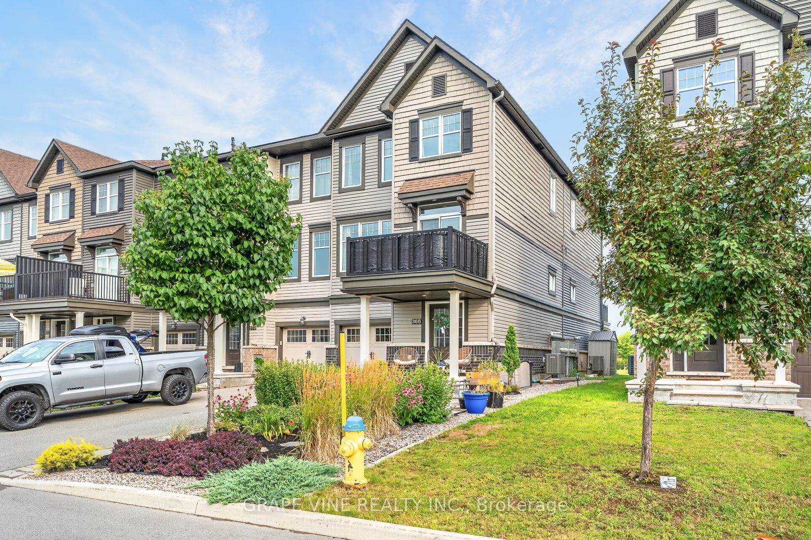 368 Mountain Sorrel Way, Orleans - Cumberland and Area, ON K4A 1H6 photo 2