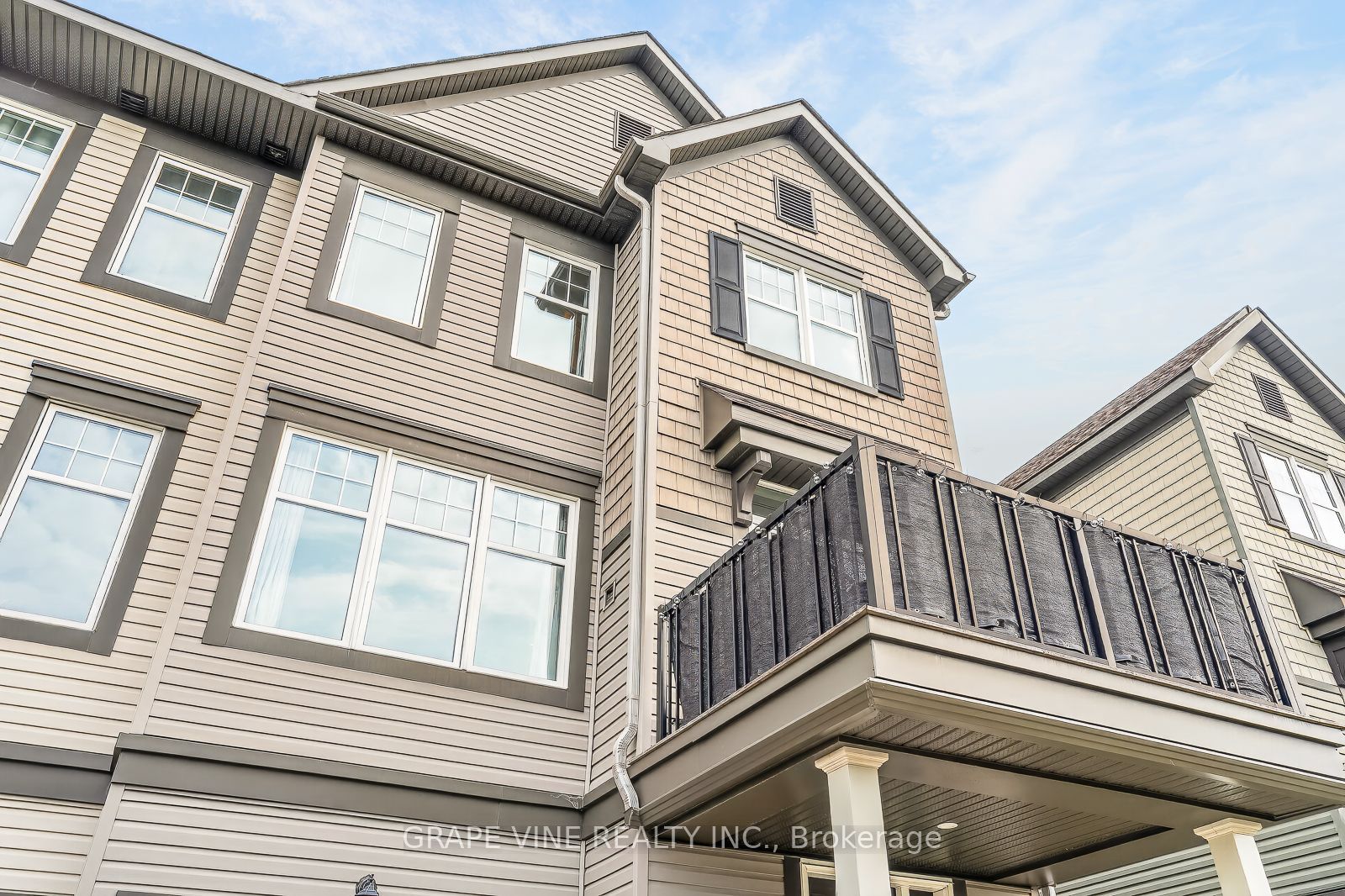 368 Mountain Sorrel Way, Orleans - Cumberland and Area, ON K4A 1H6 photo 4