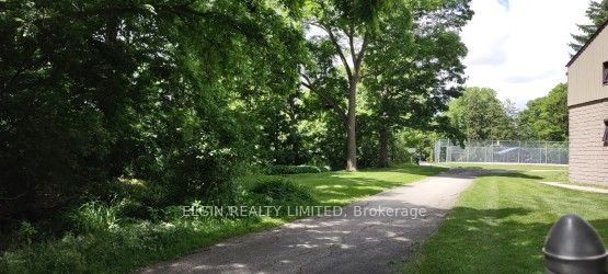 219 Brentwood Crescent, Central Elgin, ON N0L 1B0 photo 5