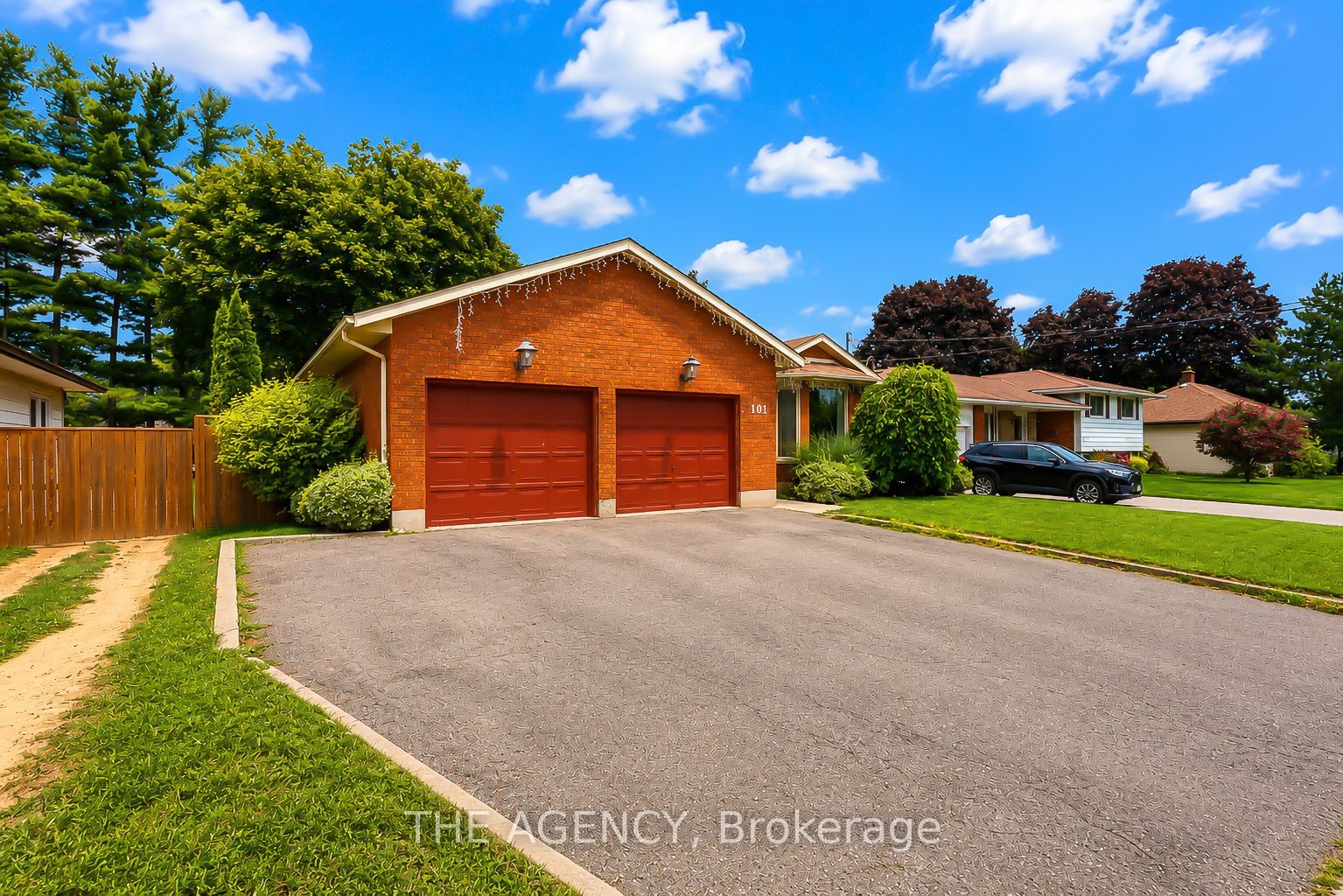 101 Dunsdon Street, Brantford, ON N3R 3J6 photo 2