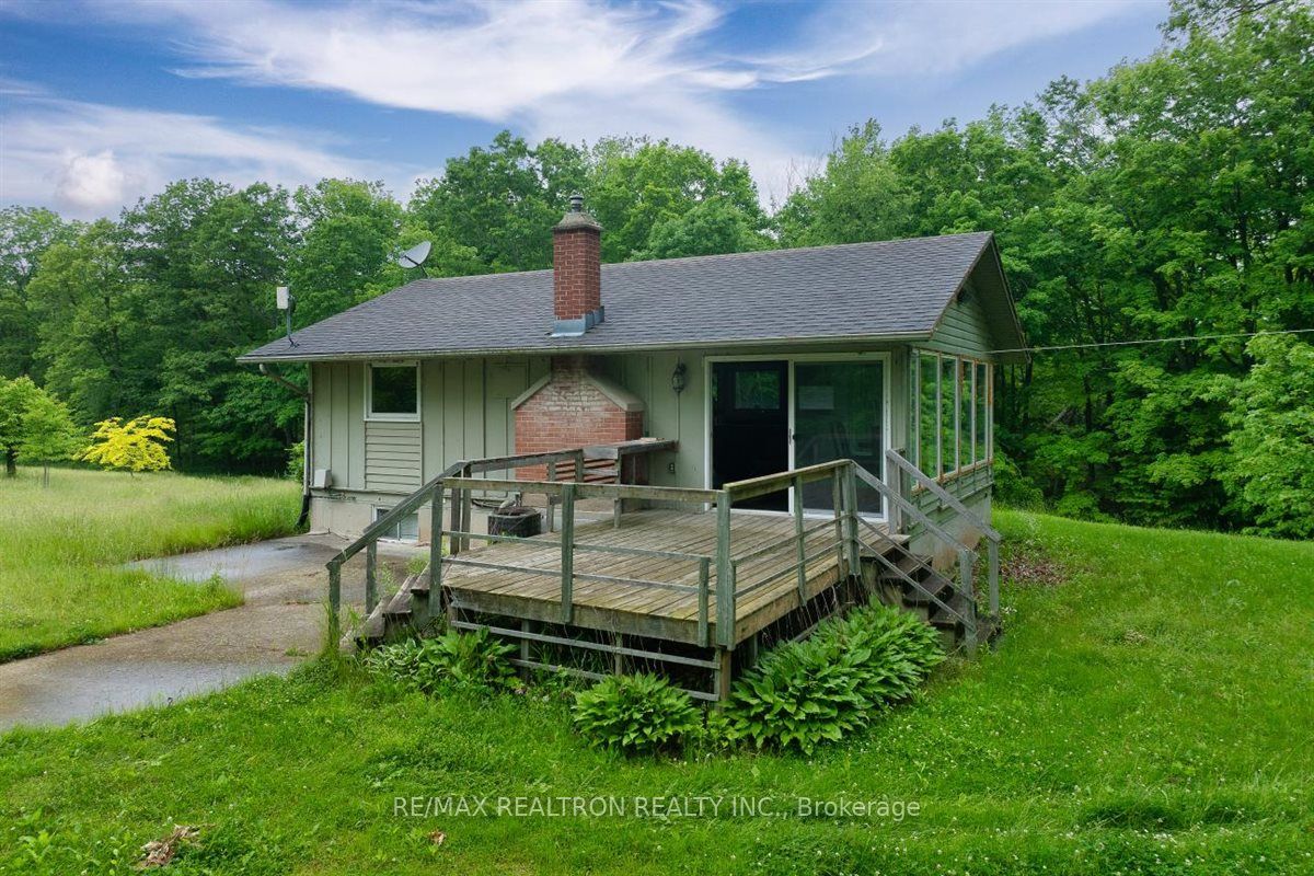 2740 Front Road, Norfolk, ON N0E 1W0 photo 3