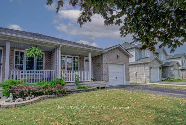 37 Wingfield Avenue, Stratford, ON N5A 7R5 photo 2