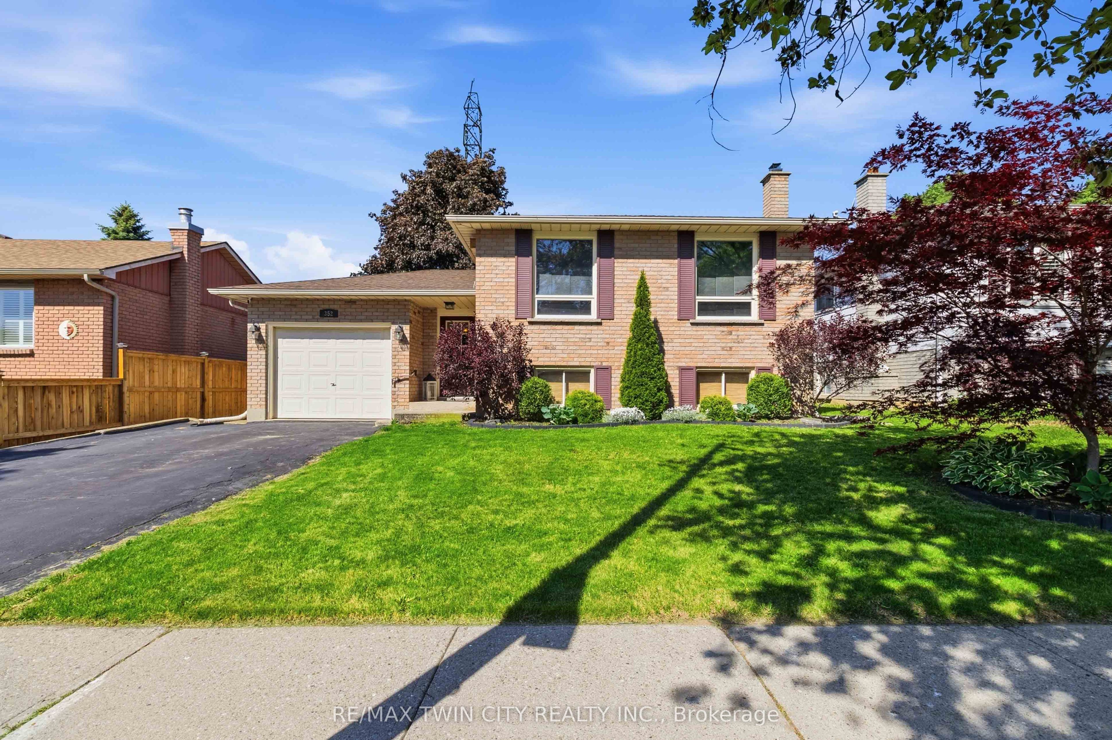 352 Brantwood Park Road, Brantford, ON N3P 1L2