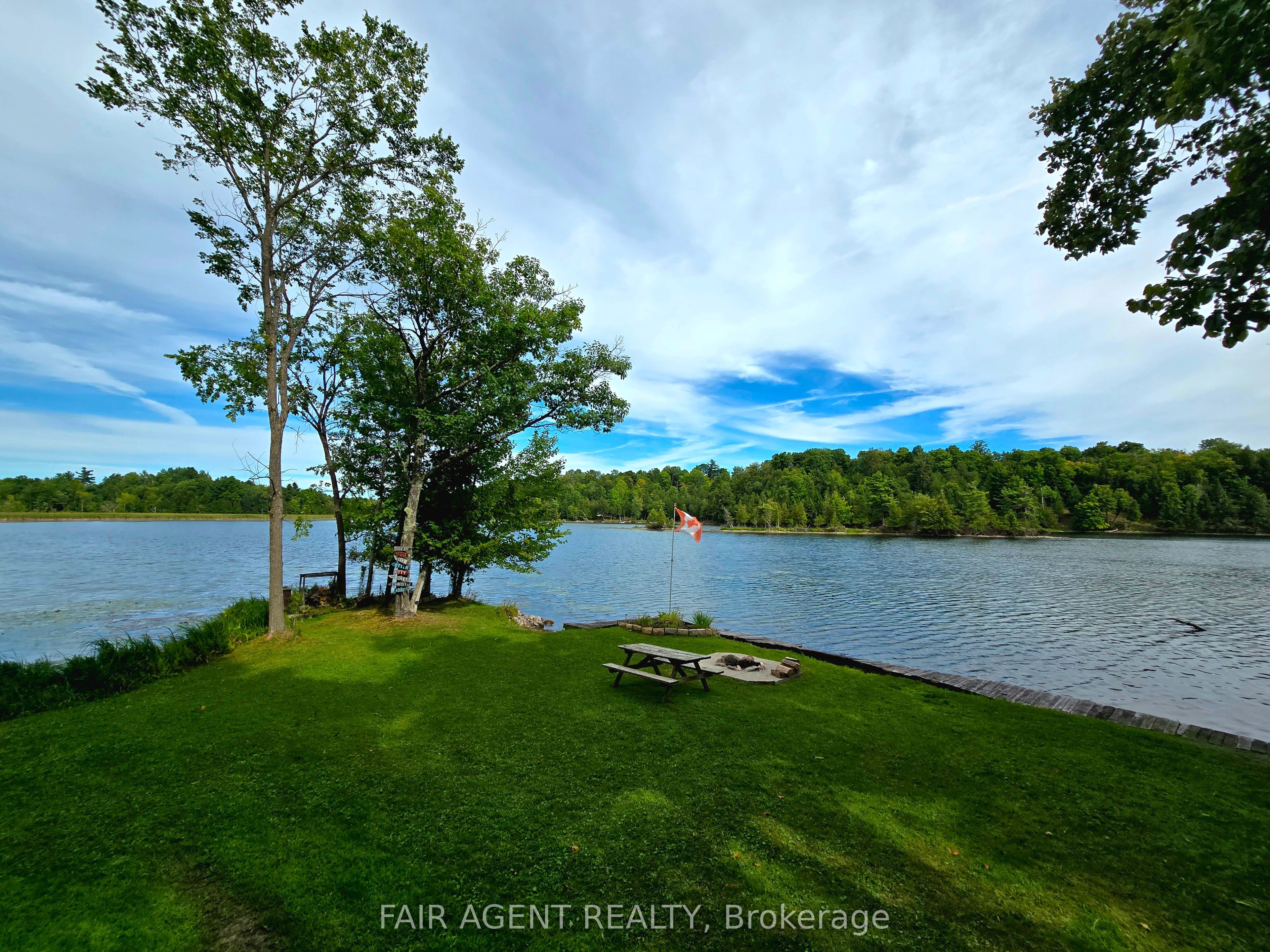 510 CHERIE HILL Lane, Tay Valley, ON K7H 3C7 photo 4