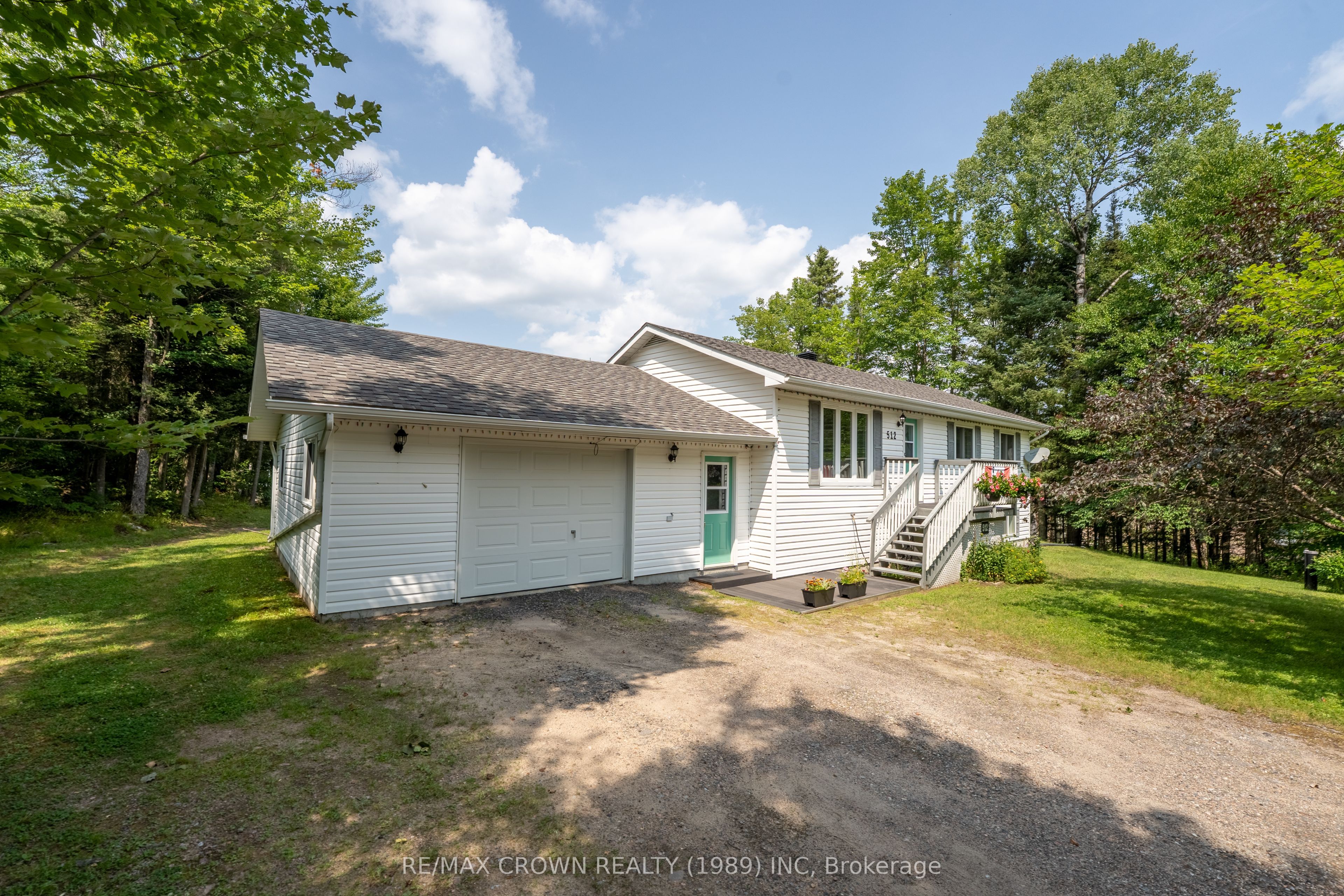 512 Maple Road, Bonfield, ON P0H 1E0 photo 3
