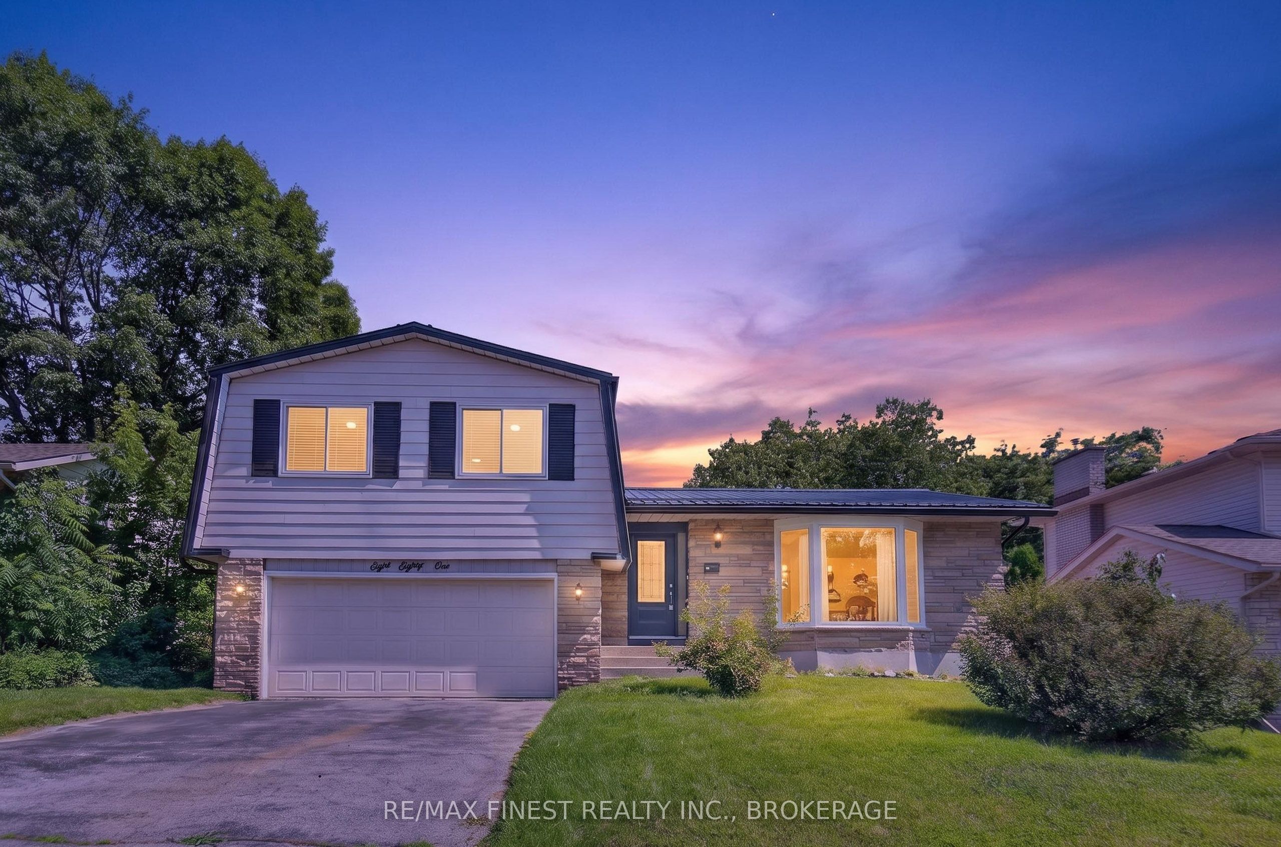 881 Ludgate Crescent, Kingston, ON K7M 6C7 photo 2