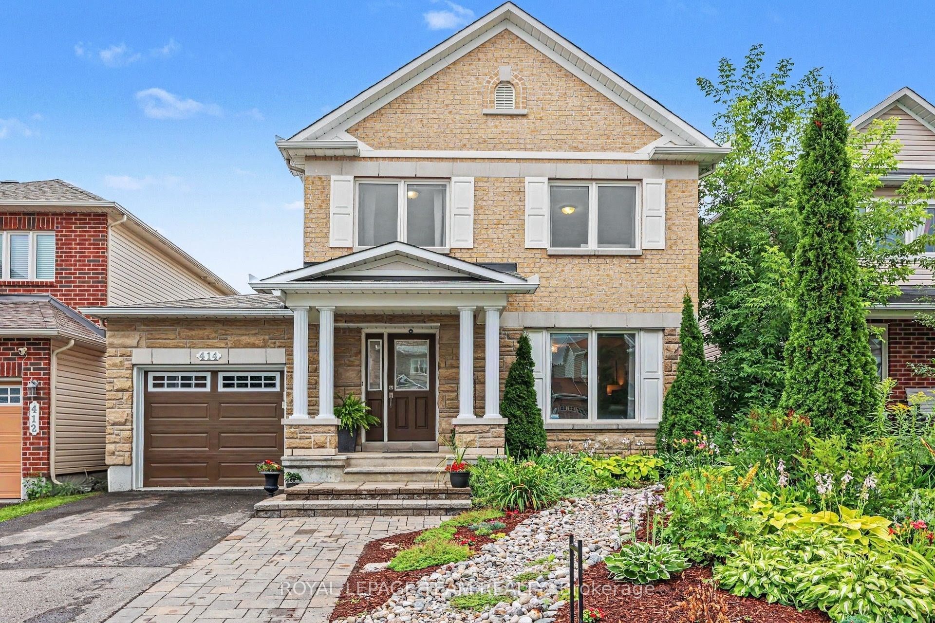 414 Abbeydale Circle, Kanata, ON K2K 0E8