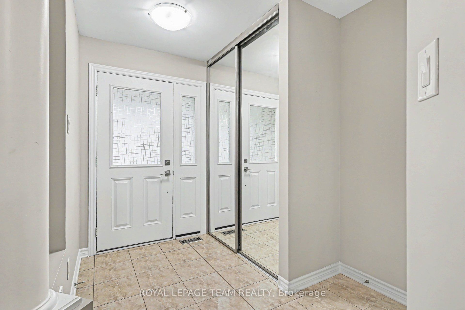 414 Abbeydale Circle, Kanata, ON K2K 0E8 photo 5