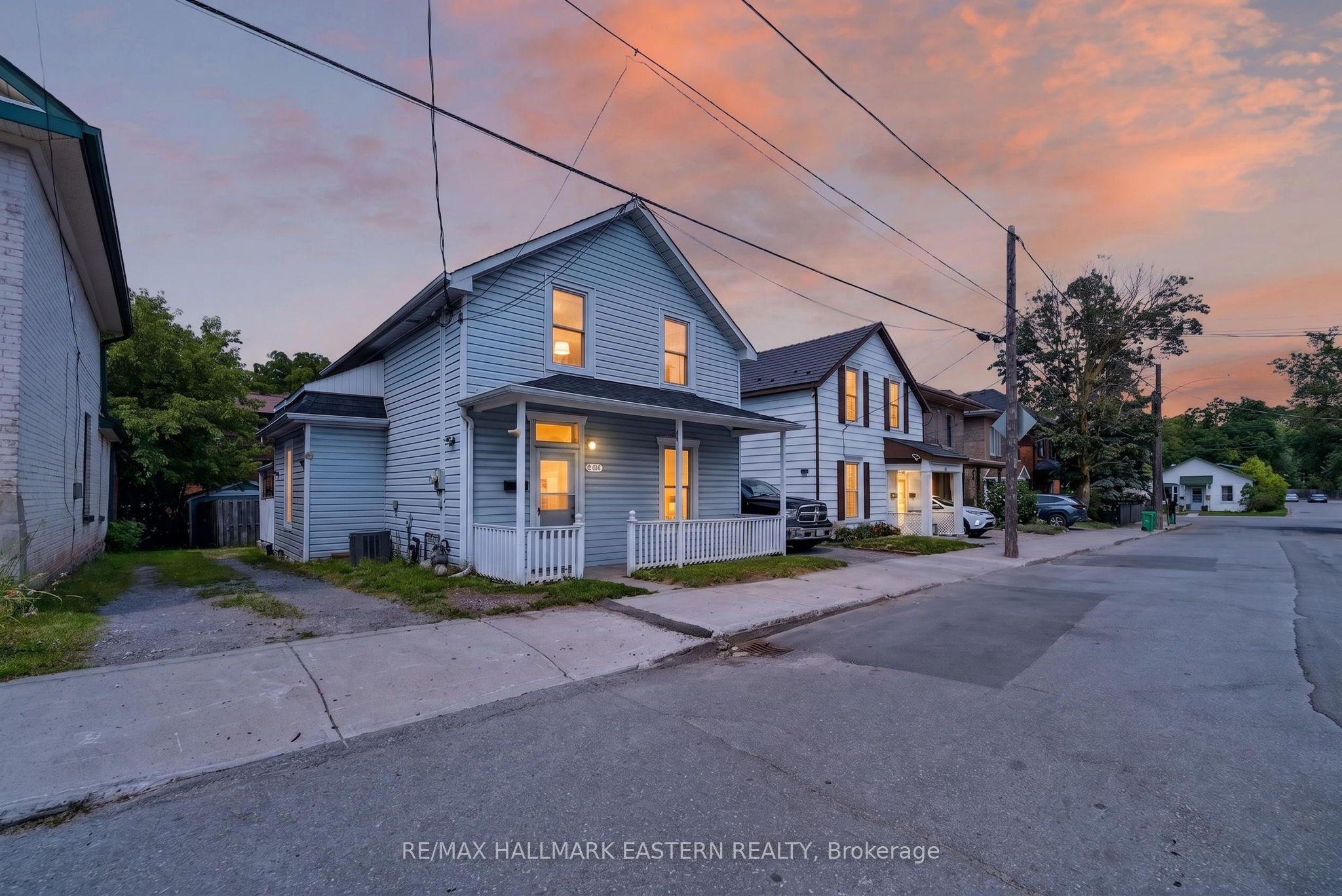 625 Union Street, Peterborough, ON K9H 3V4 photo 3