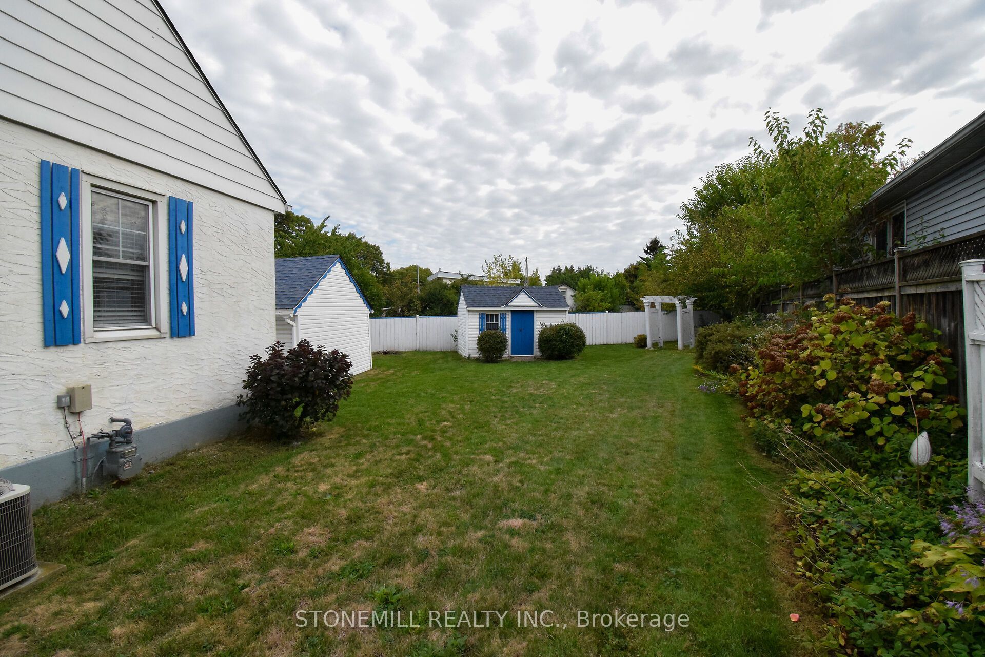 272 Carlton Street, St. Catharines, ON L2N 1B9 photo 4