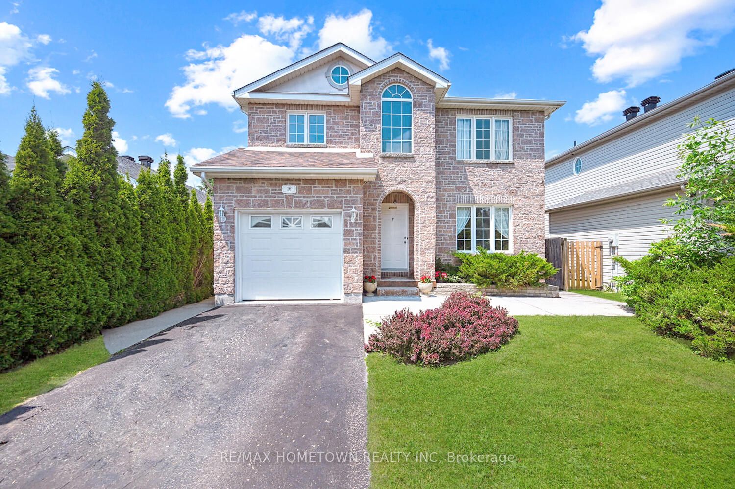 16 REGENCY Place, Brockville, ON K6V 7M5