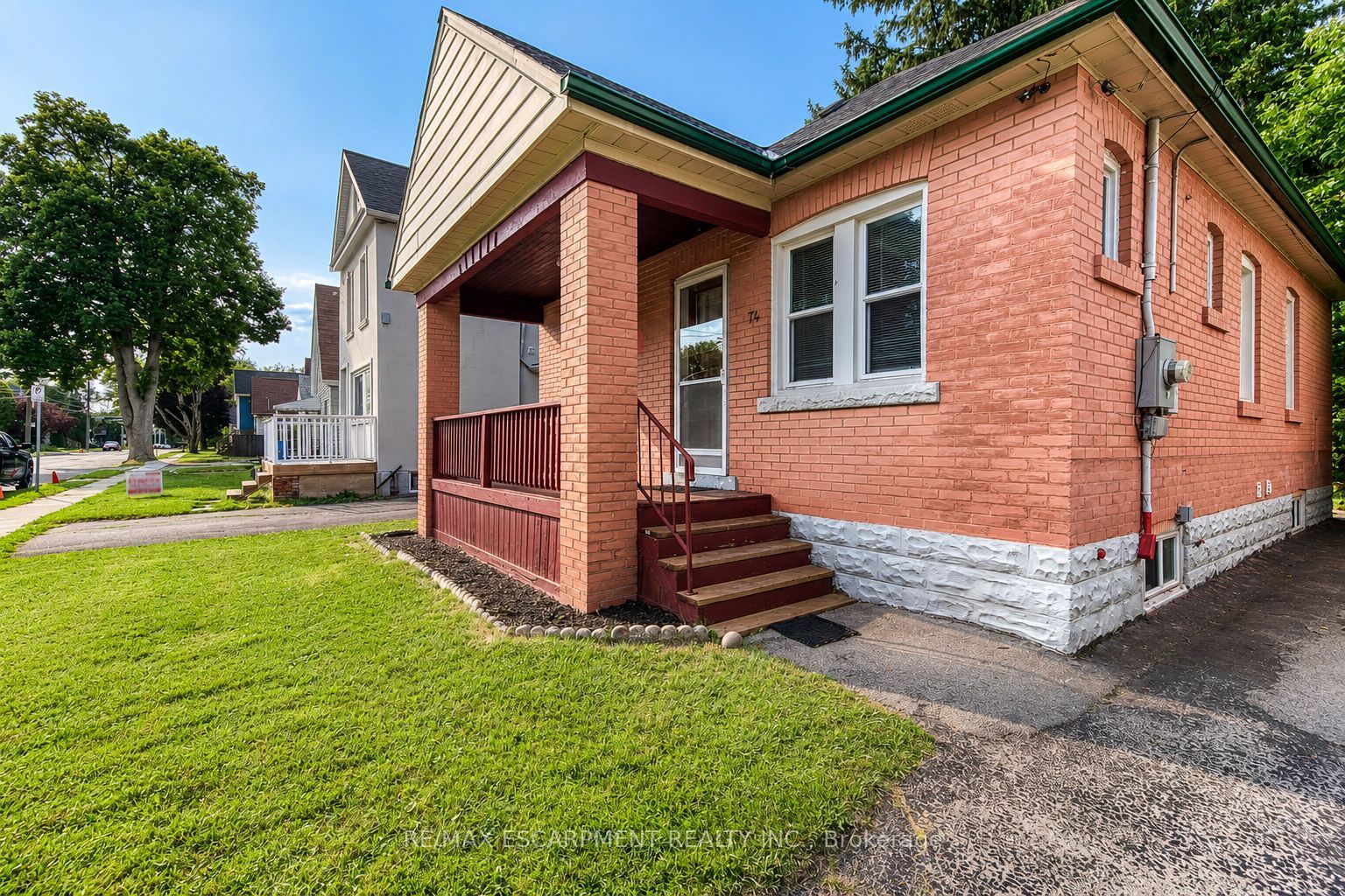 74 Royal Avenue, Hamilton, ON L8S 2C5 photo 3