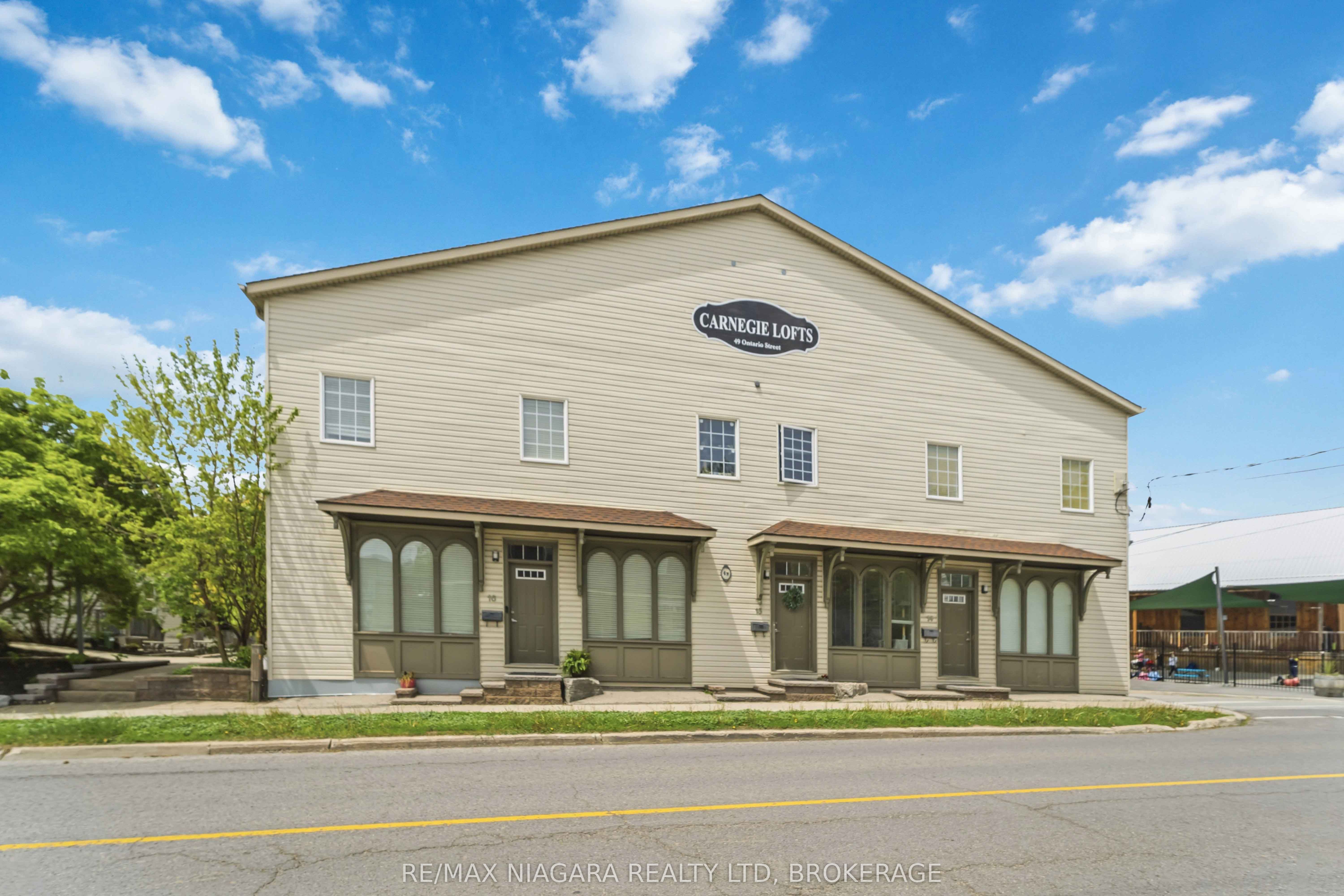 49 Ontario Street 2, Grimsby, ON L3M 3H2