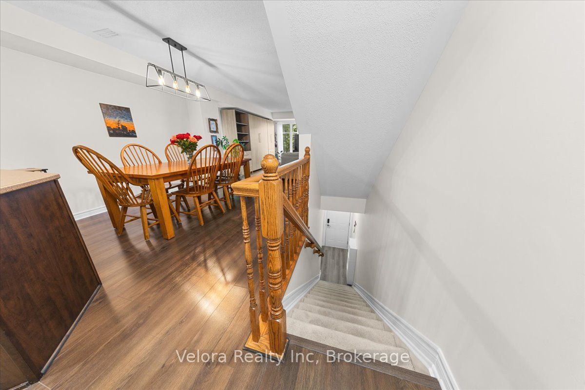 583B Chapman Mills Drive, Barrhaven, ON K2J 5T1 photo 3