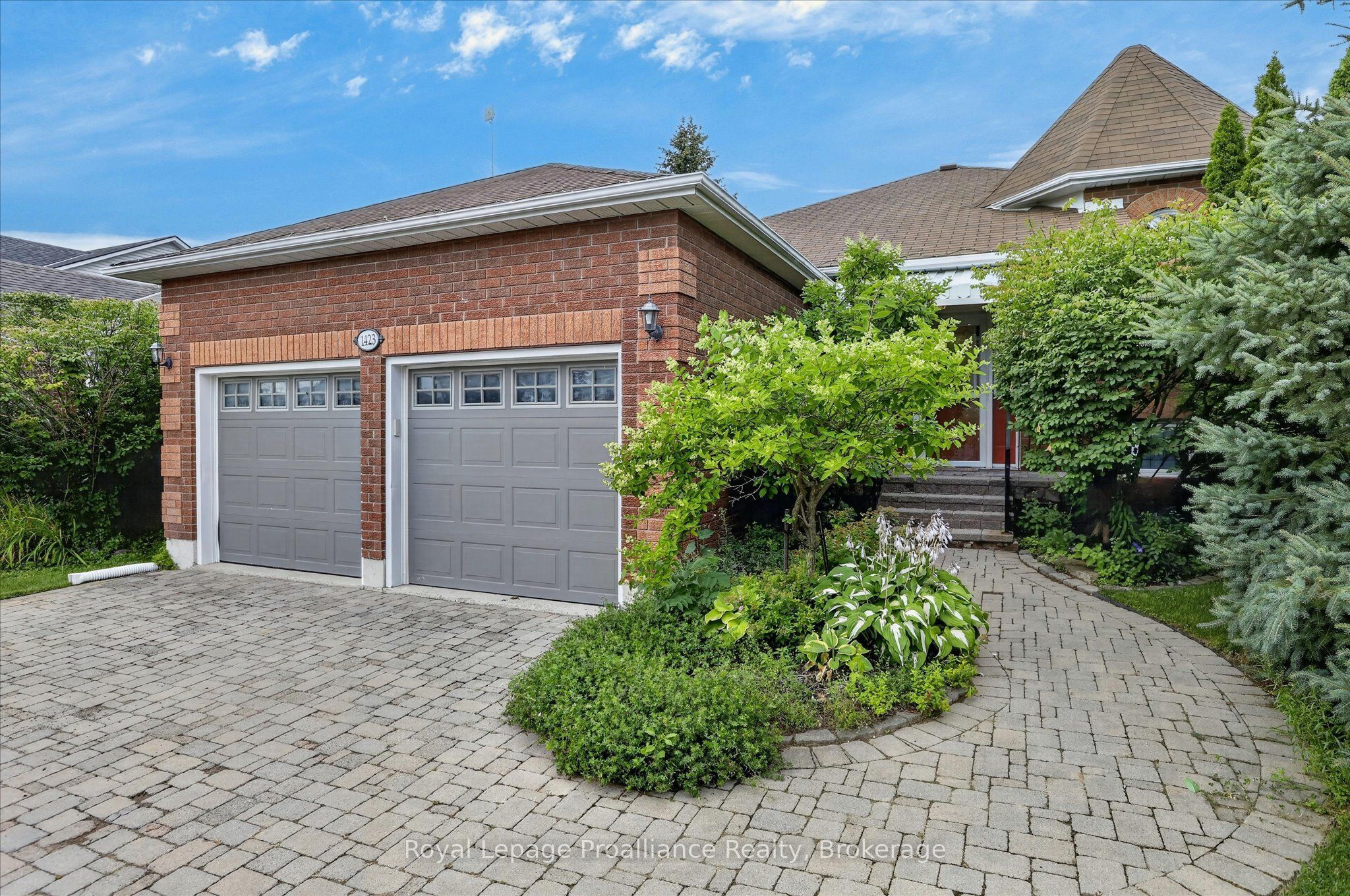 1423 Glenforest Crescent, Peterborough, ON K9K 2J1 photo 2