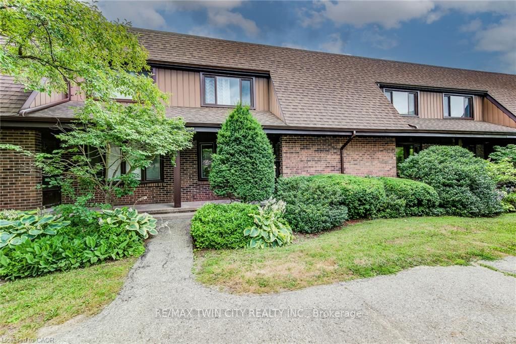 285 SANDOWNE Drive 15, Waterloo, ON N2K 2C1