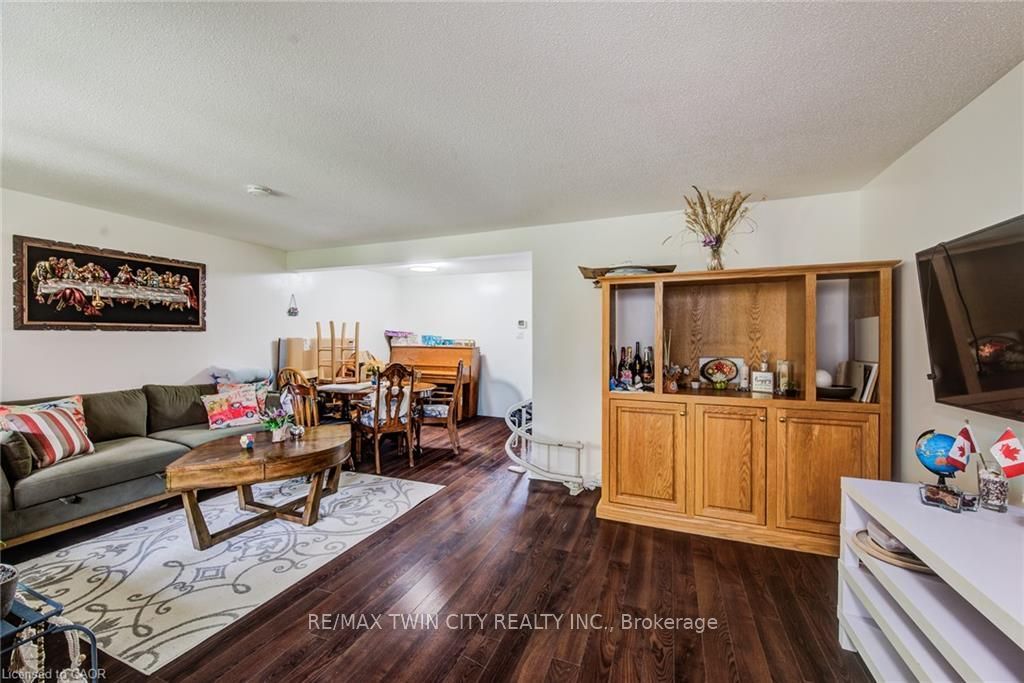285 SANDOWNE Drive 15, Waterloo, ON N2K 2C1 photo 5