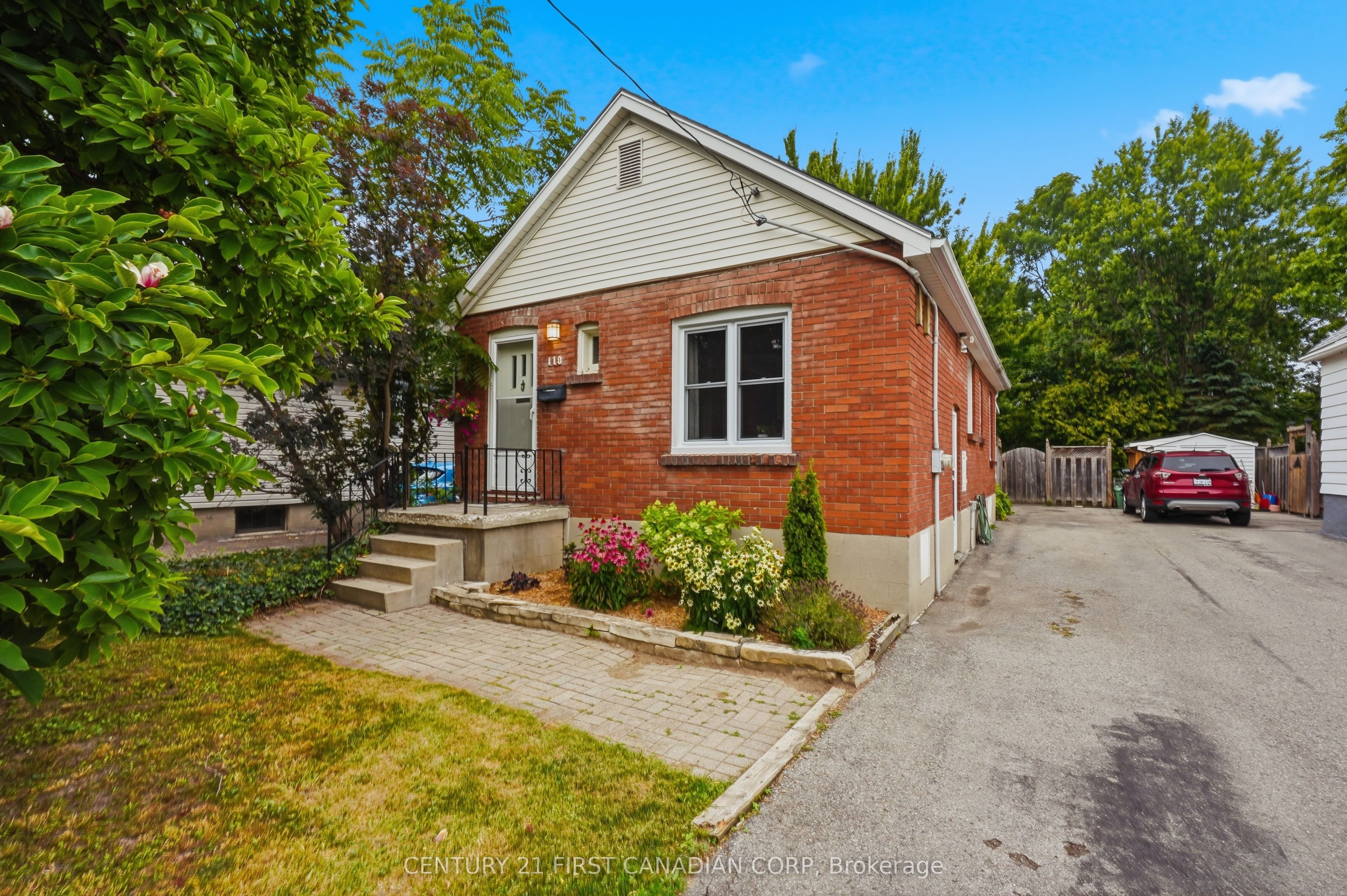 110 Emery Street E 110, London South, ON N6C 2E1